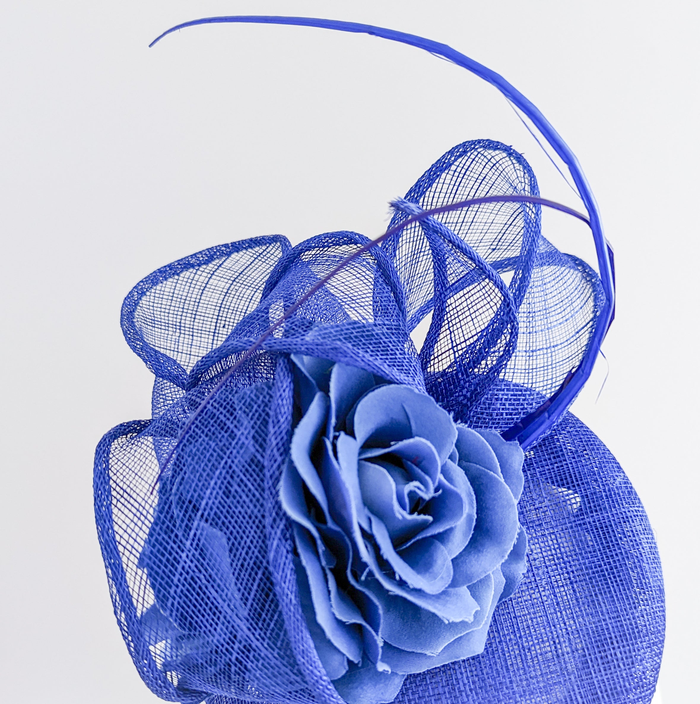 Royal cobalt blue flower fascinator hat Royal cobalt blue flower fascinator hat