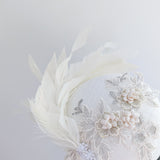 Cream feather lace satin fascinator hat Cream feather lace satin fascinator hat