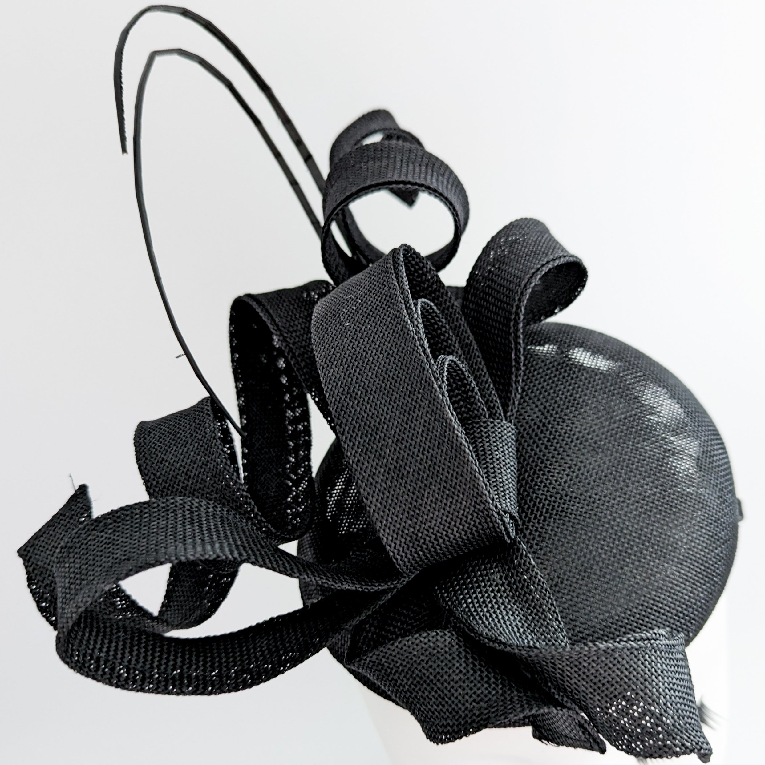 Cappello fascinator ad anello a spirale nero Cappello fascinator ad anello a spirale nero
