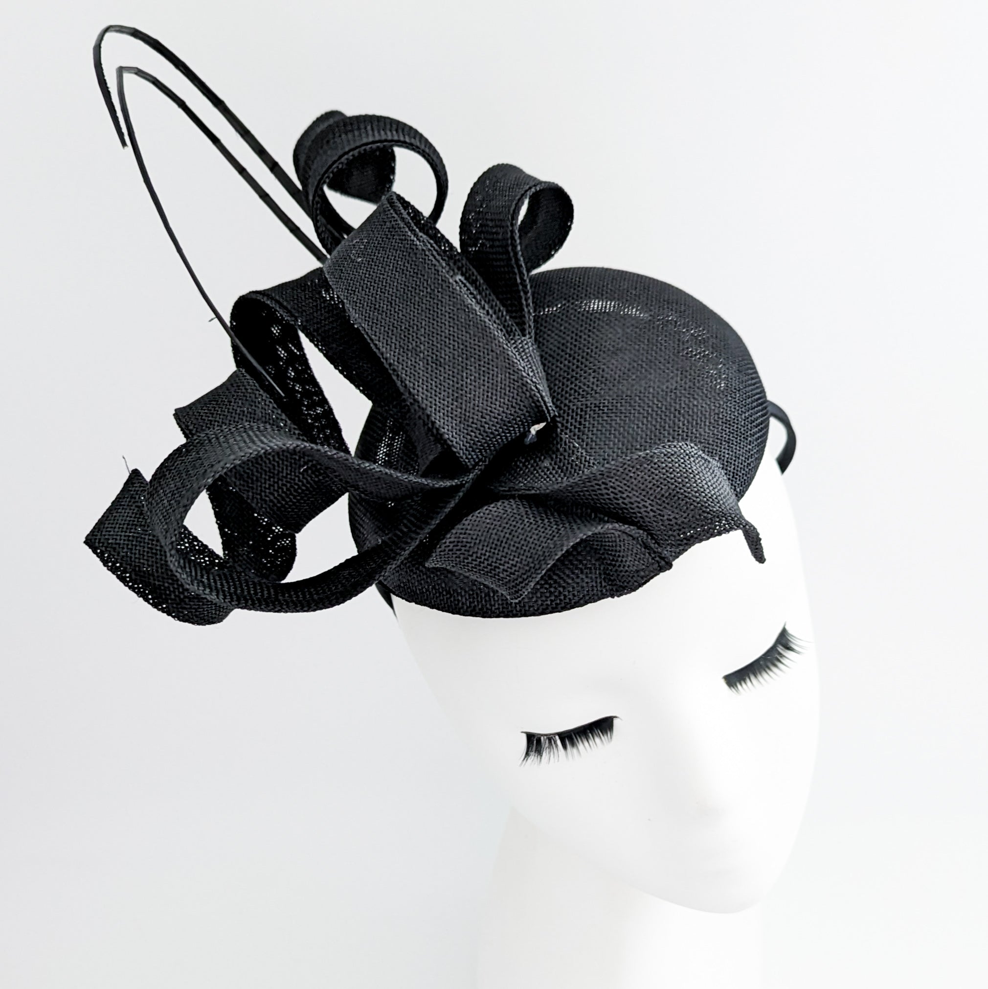 Cappello fascinator ad anello a spirale nero Cappello fascinator ad anello a spirale nero