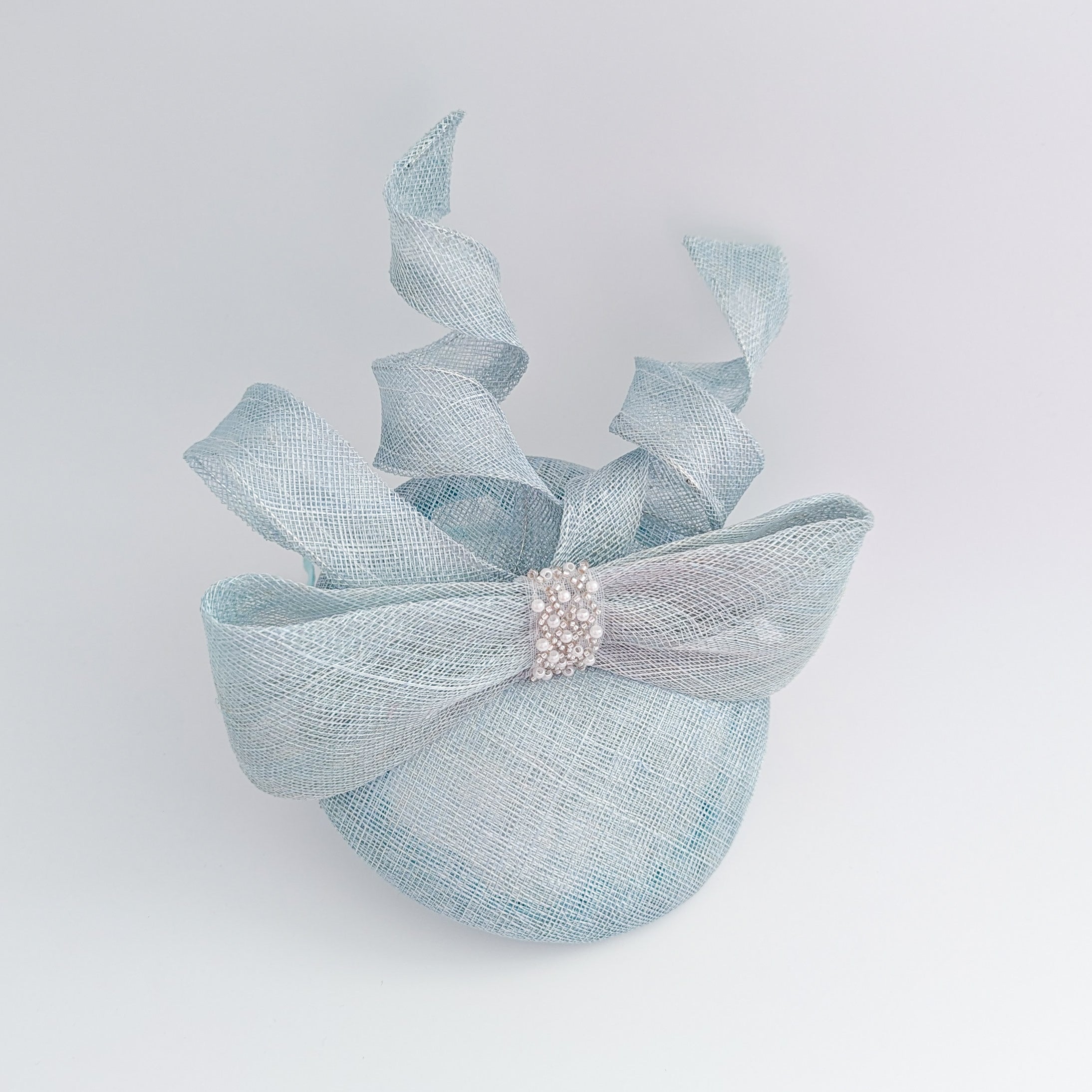 Aquamarine blue crystal bow fascinator hat Aquamarine blue crystal bow fascinator hat
