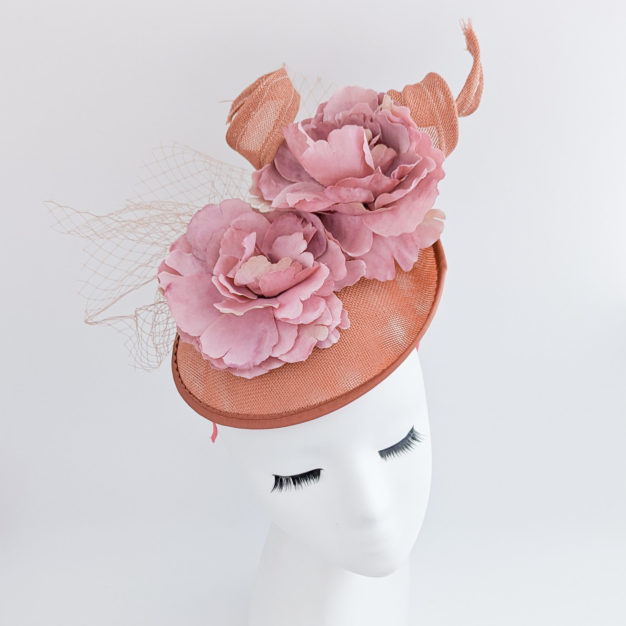 Terracotta dusty blush pink flower fascinator disc saucer hat Terracotta dusty blush pink flower fascinator disc saucer hat