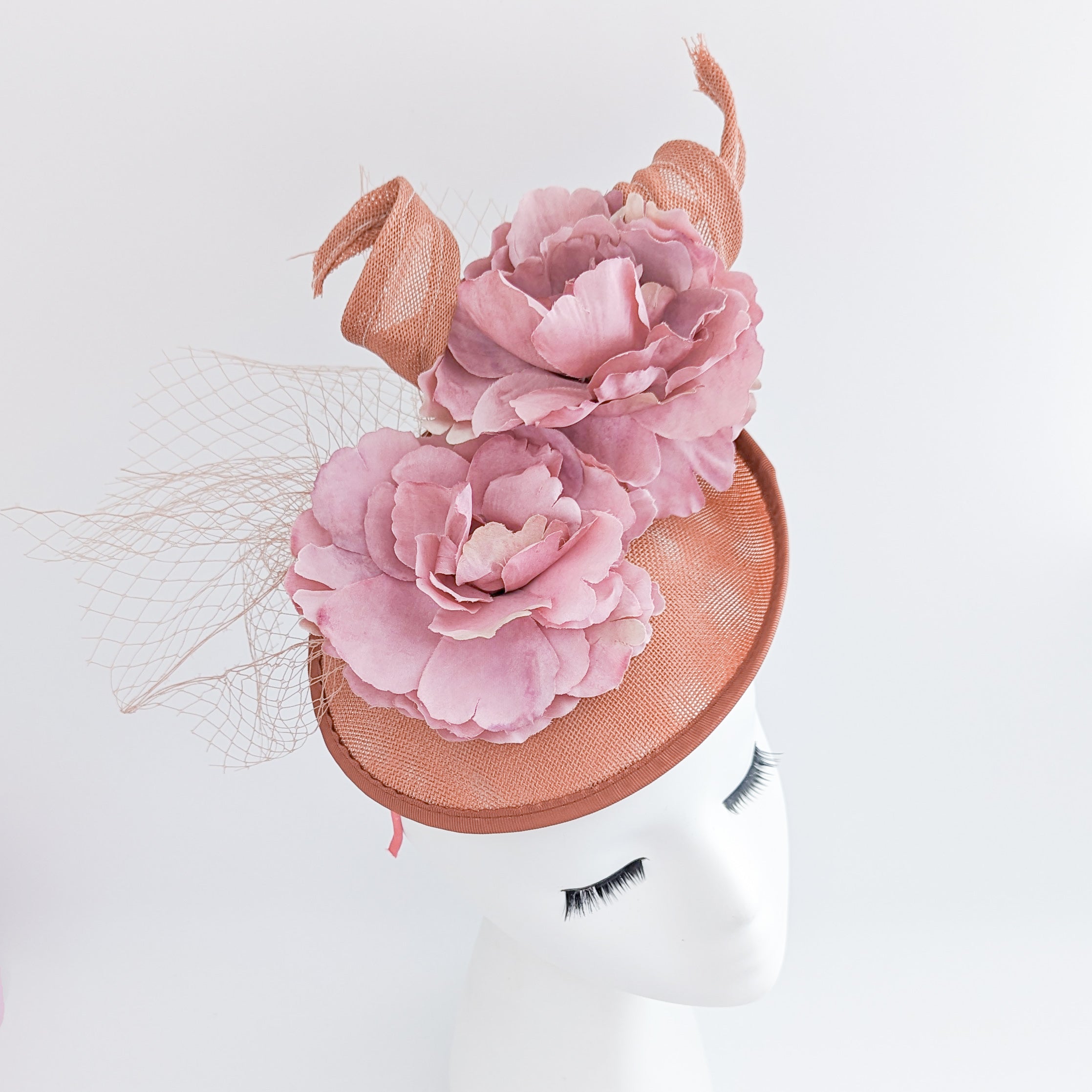 Terracotta dusty blush pink flower fascinator disc saucer hat Terracotta dusty blush pink flower fascinator disc saucer hat