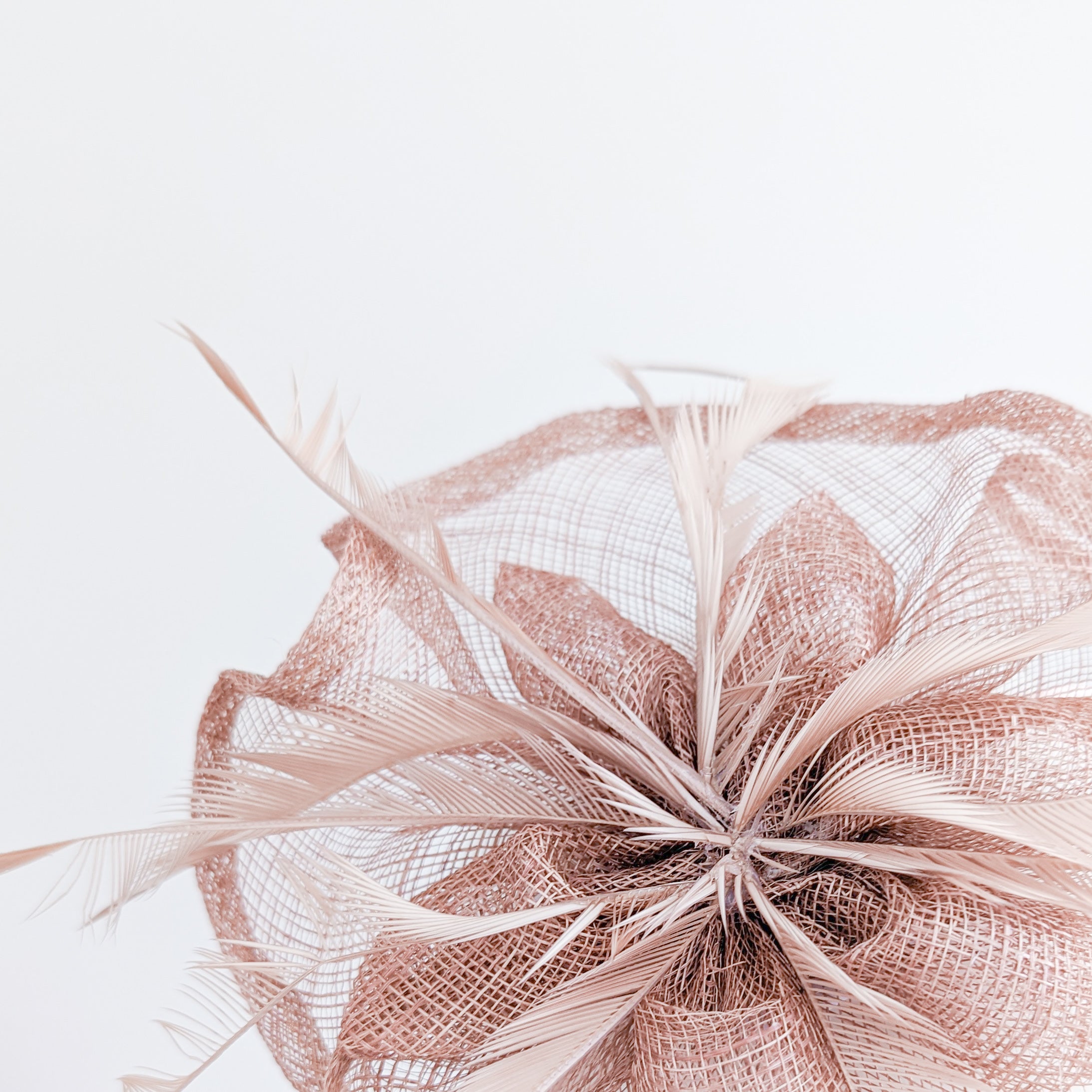 Dusty rose pink feather fascinator hat Dusty rose pink feather fascinator hat