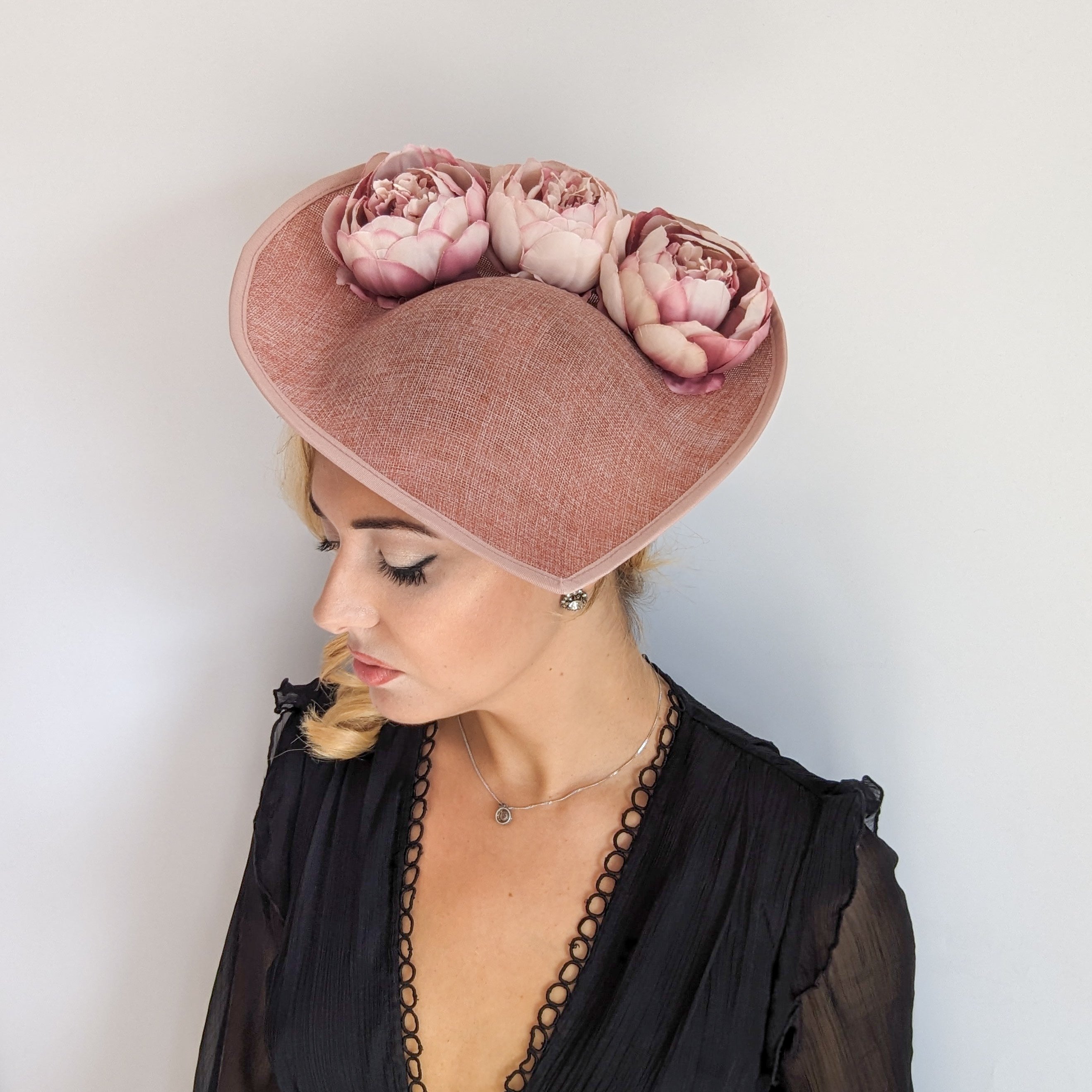 Blush pink large teardrop peony flower fascinator hat Blush pink large teardrop peony flower fascinator hat
