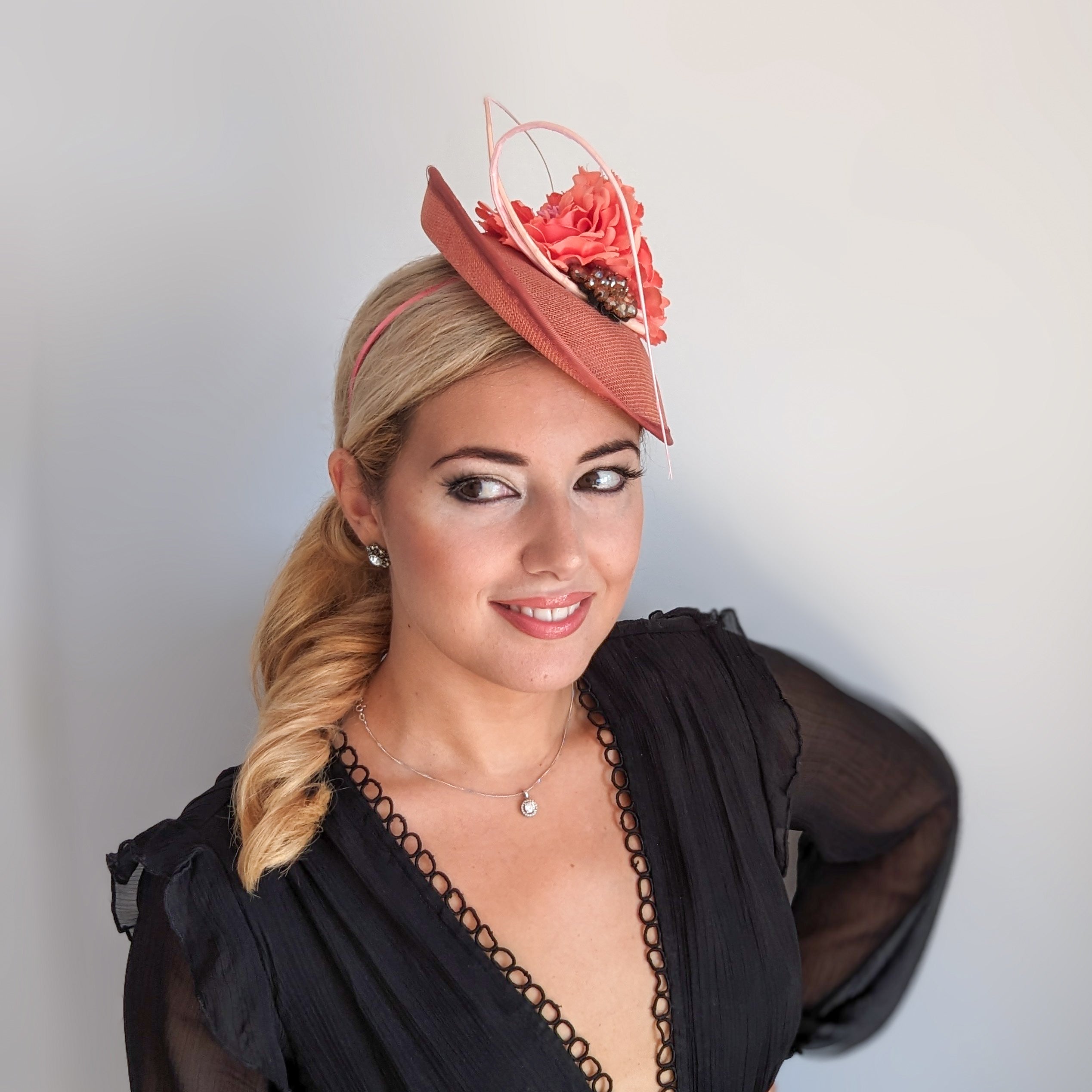 Terracotta dusty pink flower disc saucer fascinator hat Terracotta dusty pink flower disc saucer fascinator hat