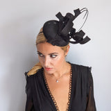 Cappello fascinator ad anello a spirale nero Cappello fascinator ad anello a spirale nero