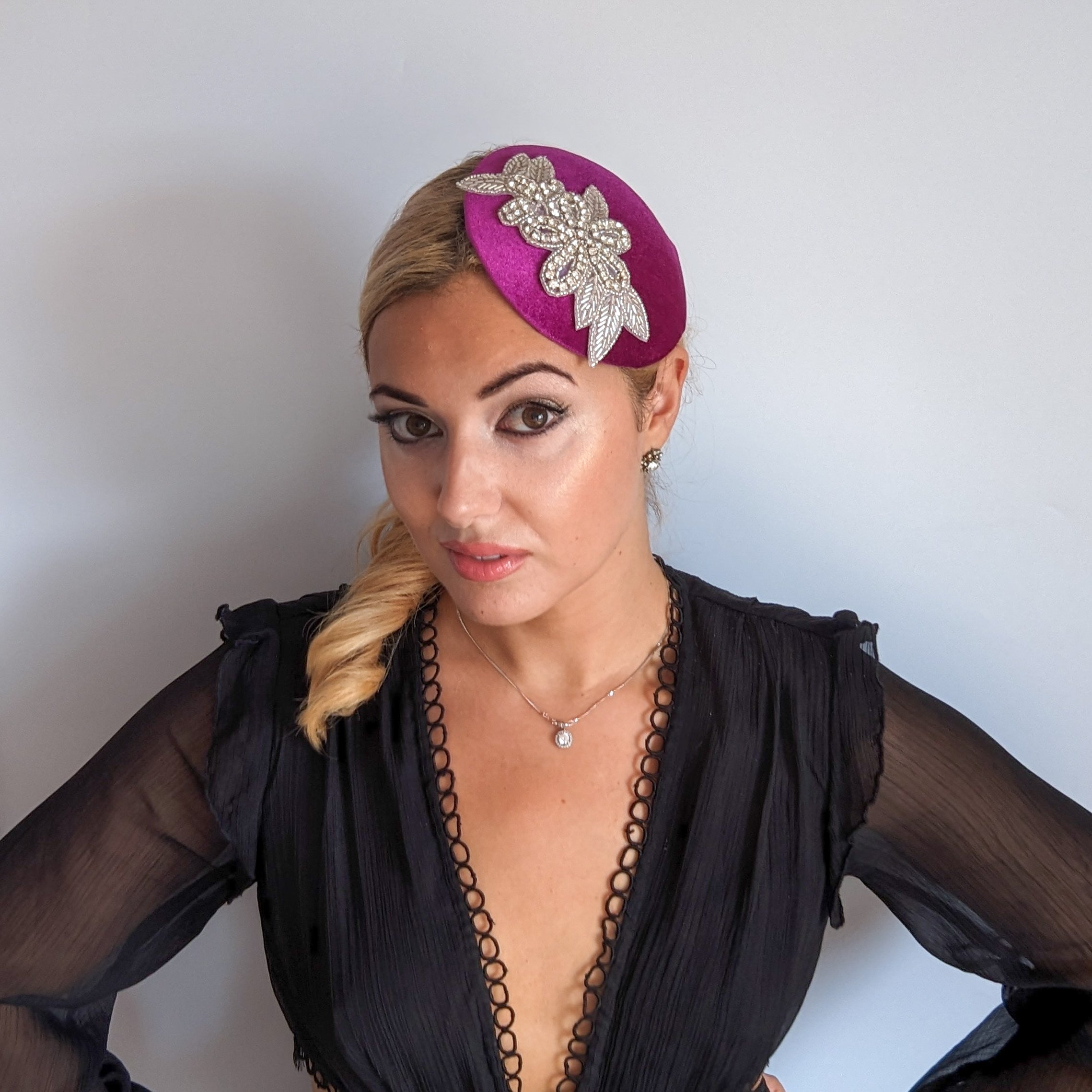 Cappelli da sposa con fascinator piccoli in cristallo arancione uk Cappelli da sposa con fascinator piccoli in cristallo arancione uk