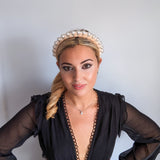 Cappello fascinator di piume di cristallo blu fiordaliso Cappello fascinator di piume di cristallo blu fiordaliso