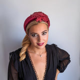 Cappello fascinator di piume di cristallo blu fiordaliso Cappello fascinator di piume di cristallo blu fiordaliso