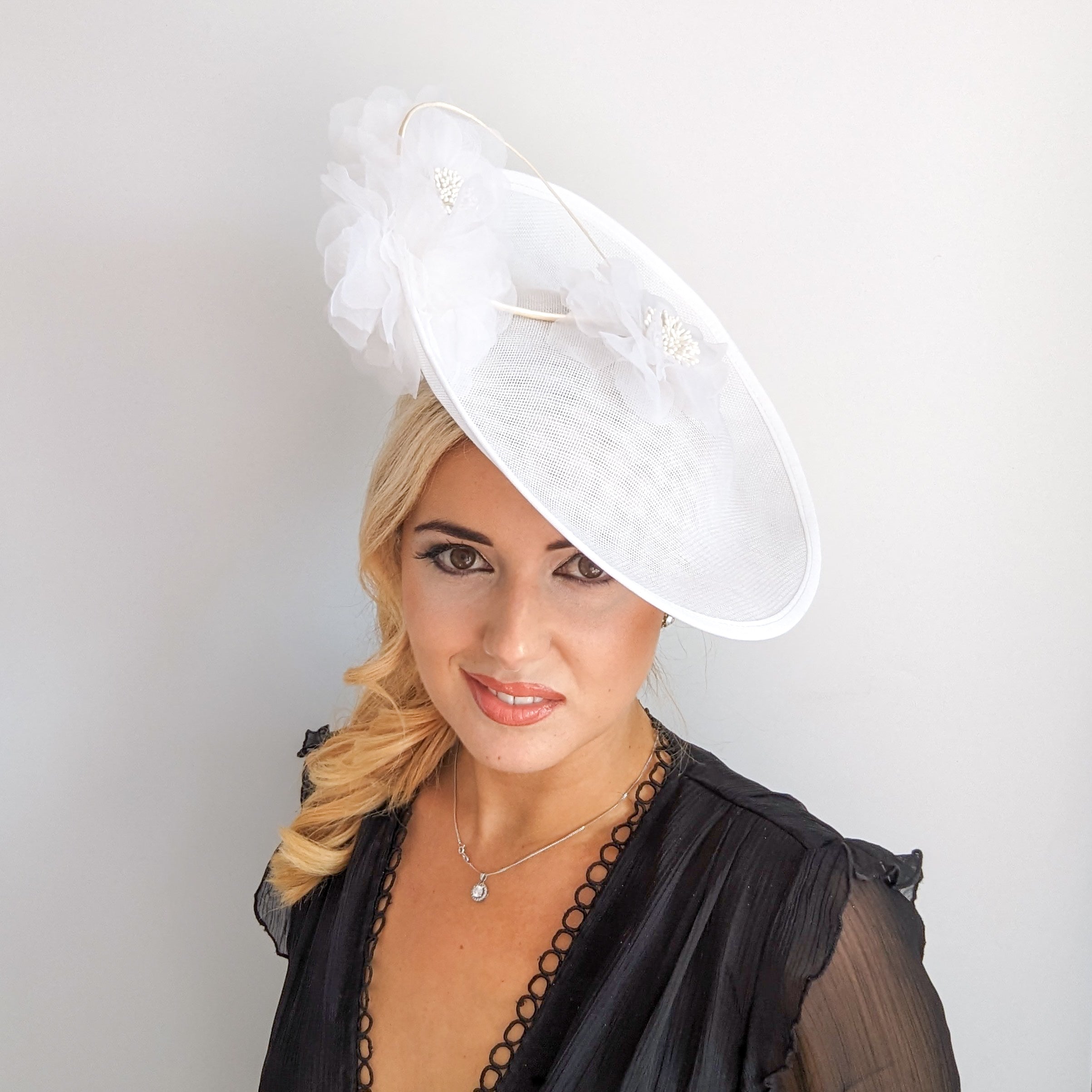 White large flower saucer disc fascinator hat White large flower saucer disc fascinator hat