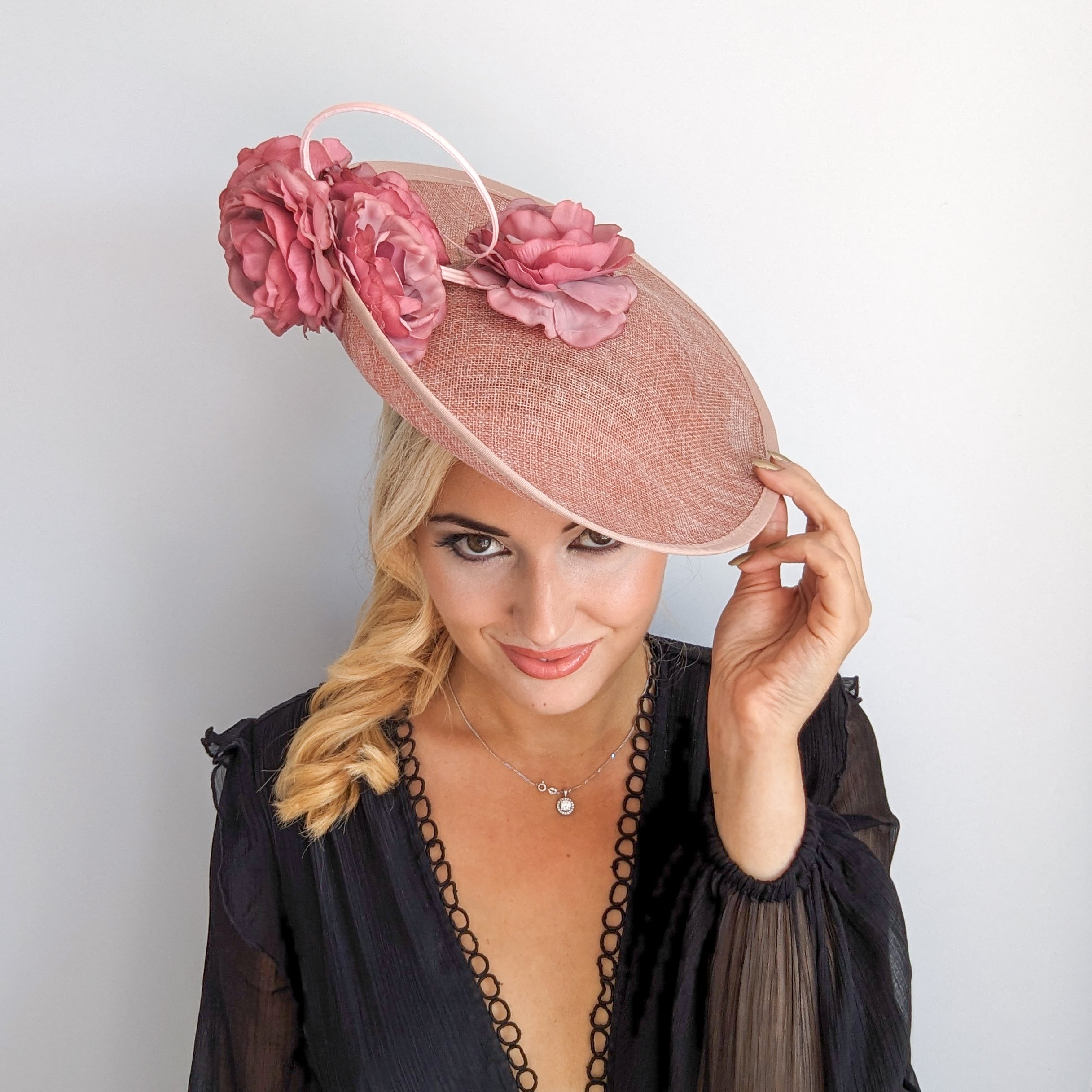 Blush pink large flower saucer disc fascinator hat Blush pink large flower saucer disc fascinator hat
