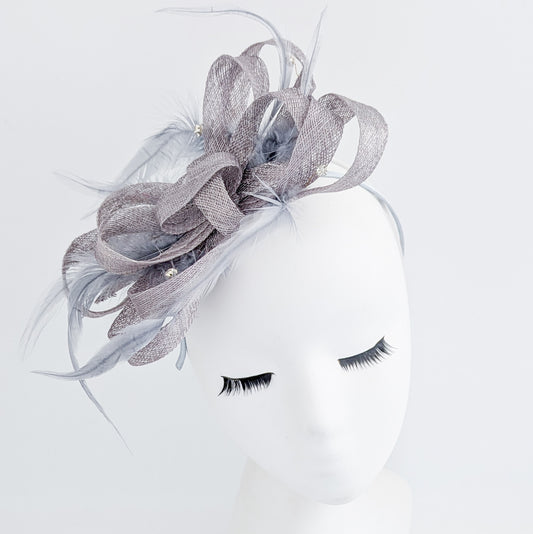 Cappello fascinator di piume di cristallo rosso