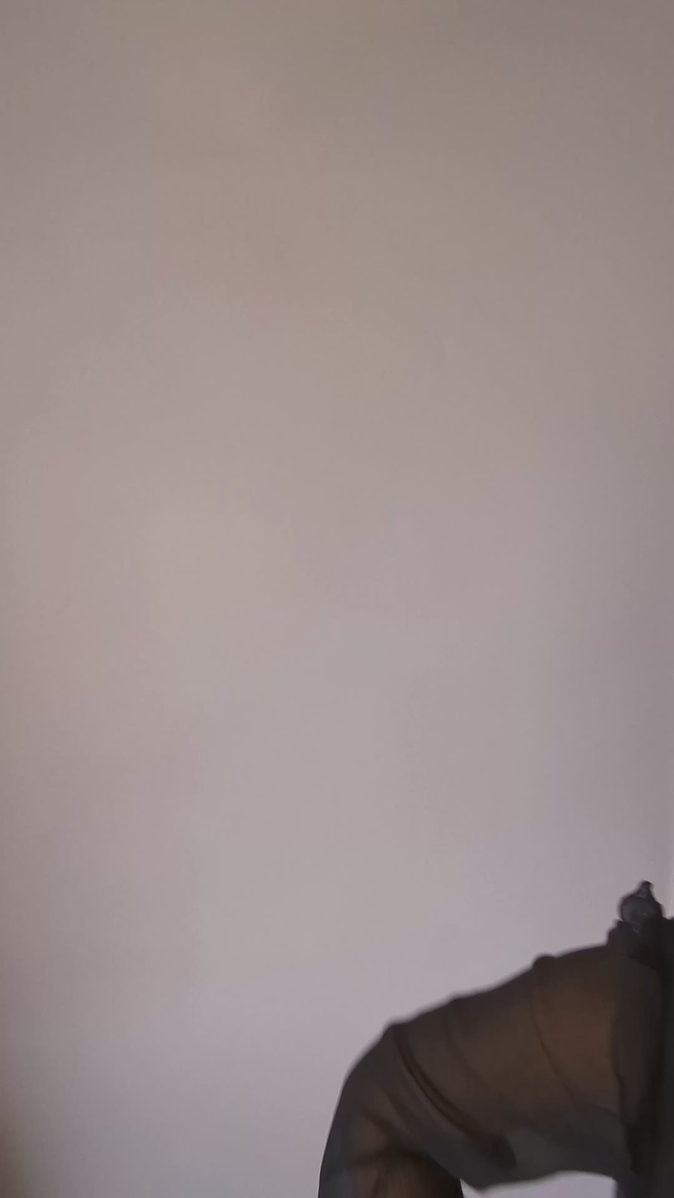 Cappello fascinator disco piattino con piume di fiori rosa cipria Cappello fascinator disco piattino con piume di fiori rosa cipria