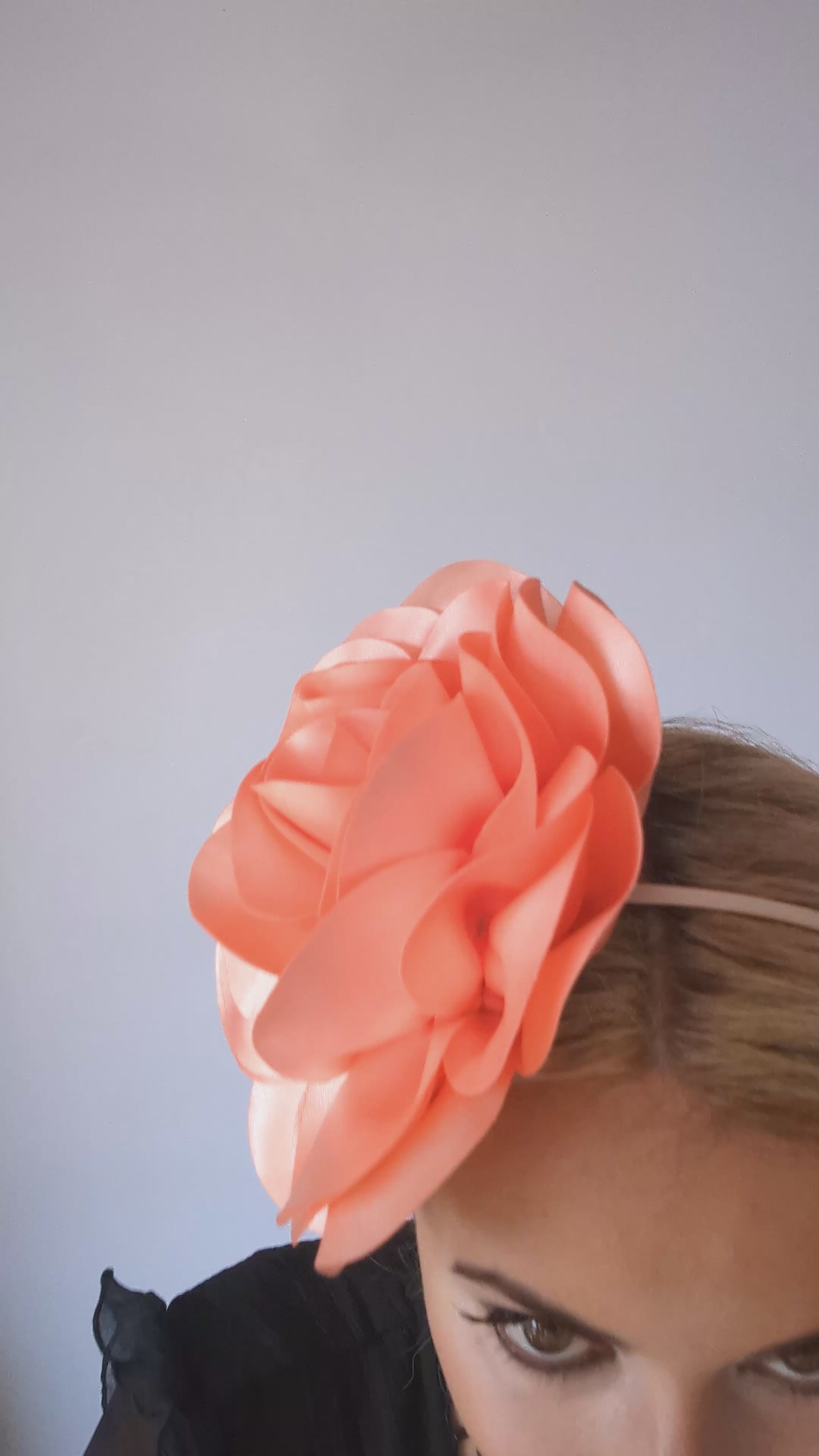 Large peach satin rose fascinator hat Large peach satin rose fascinator hat
