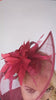 Cappello fascinator a goccia con piume rosa cipria Cappello fascinator a goccia con piume rosa cipria