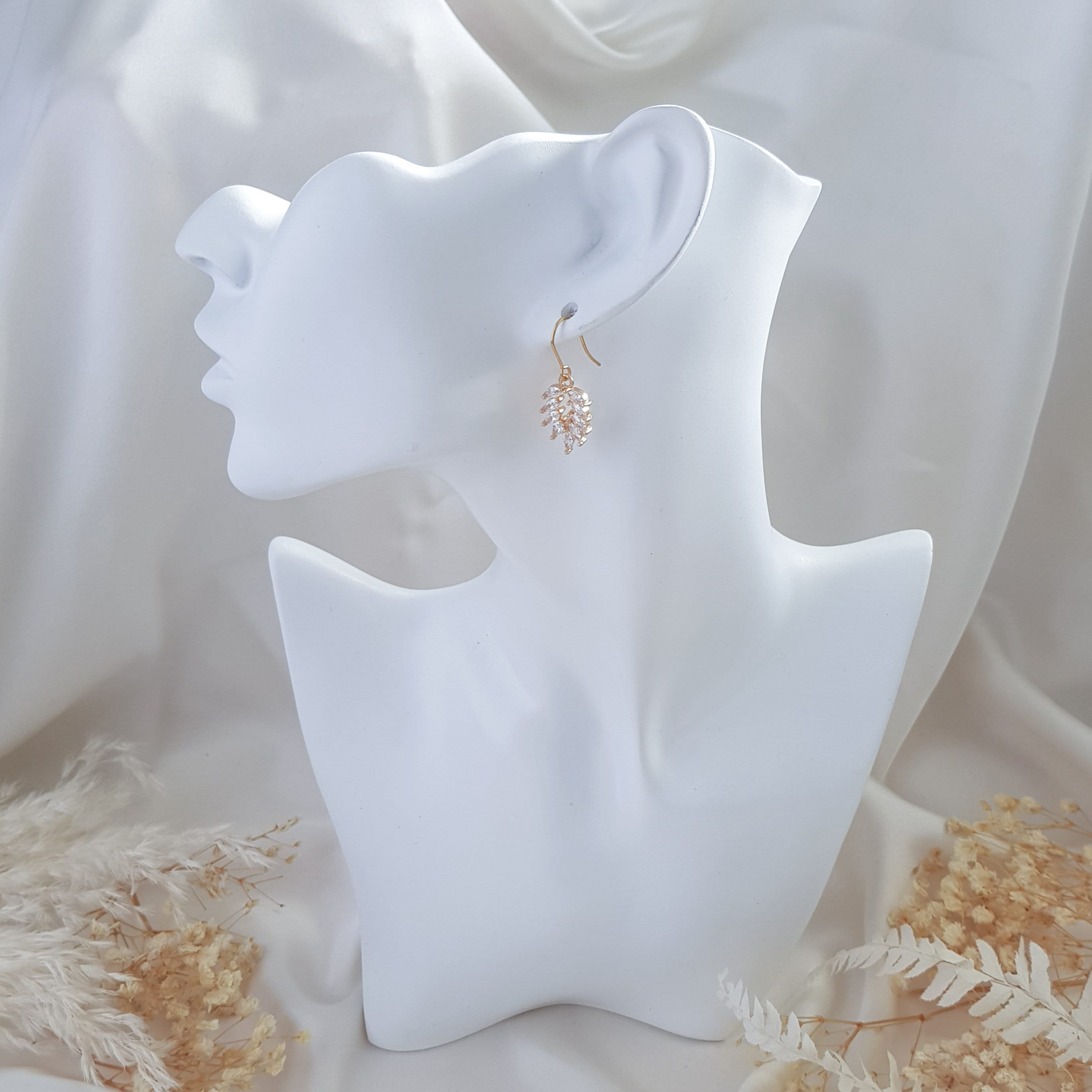 Boho Gold crystal bridal earrings, Wedding earrings for brides, Dainty gold earrings, Zirconia crystal wedding jewellery, Drop earrings Boho Gold crystal bridal earrings, Wedding earrings for brides, Dainty gold earrings, Zirconia crystal wedding jewellery, Drop earrings