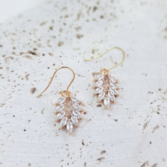 Boho Gold crystal bridal earrings, Wedding earrings for brides, Dainty gold earrings, Zirconia crystal wedding jewellery, Drop earrings