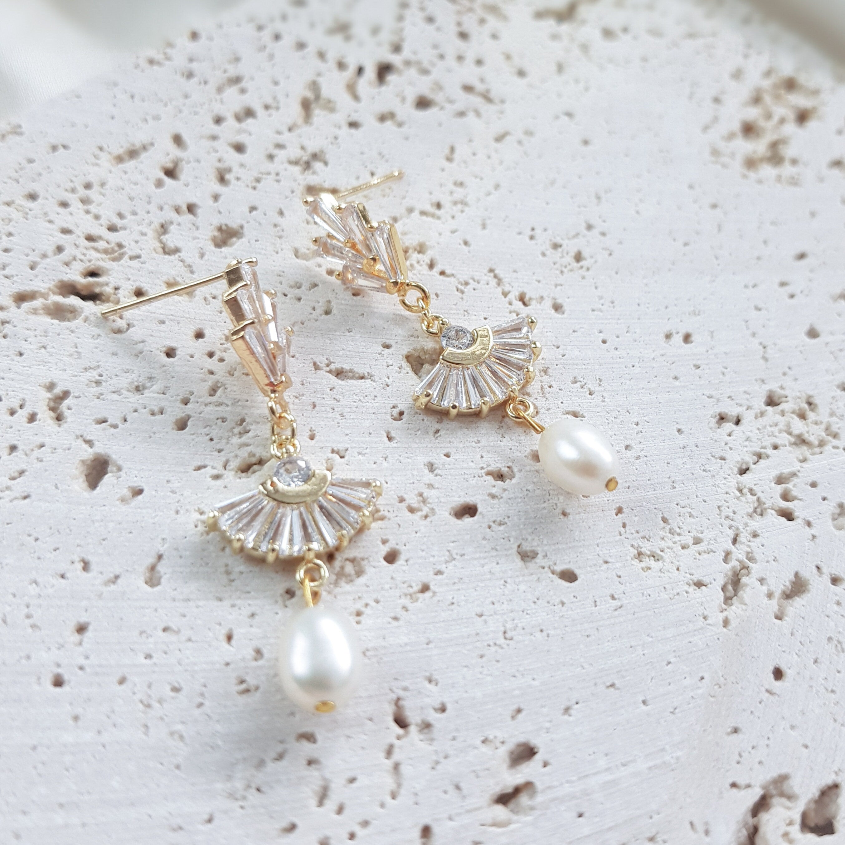 Pearl Drop Earrings, Bridal Earrings, Art Deco Earrings, Gold Pearl Earrings, Wedding Earrings, Bridesmaid Gift, Freshwater Pearl Earrings Pearl Drop Earrings, Bridal Earrings, Art Deco Earrings, Gold Pearl Earrings, Wedding Earrings, Bridesmaid Gift, Freshwater Pearl Earrings
