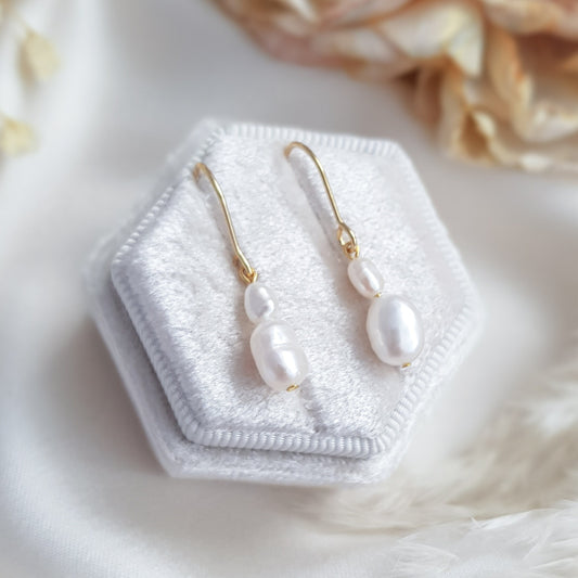 Pearl Drop Earrings, Bridal Earrings, Freshwater Pearl Earrings, Gold Pearl Earrings, Wedding Earrings, Bridal Jewelry, Bridesmaid Gift