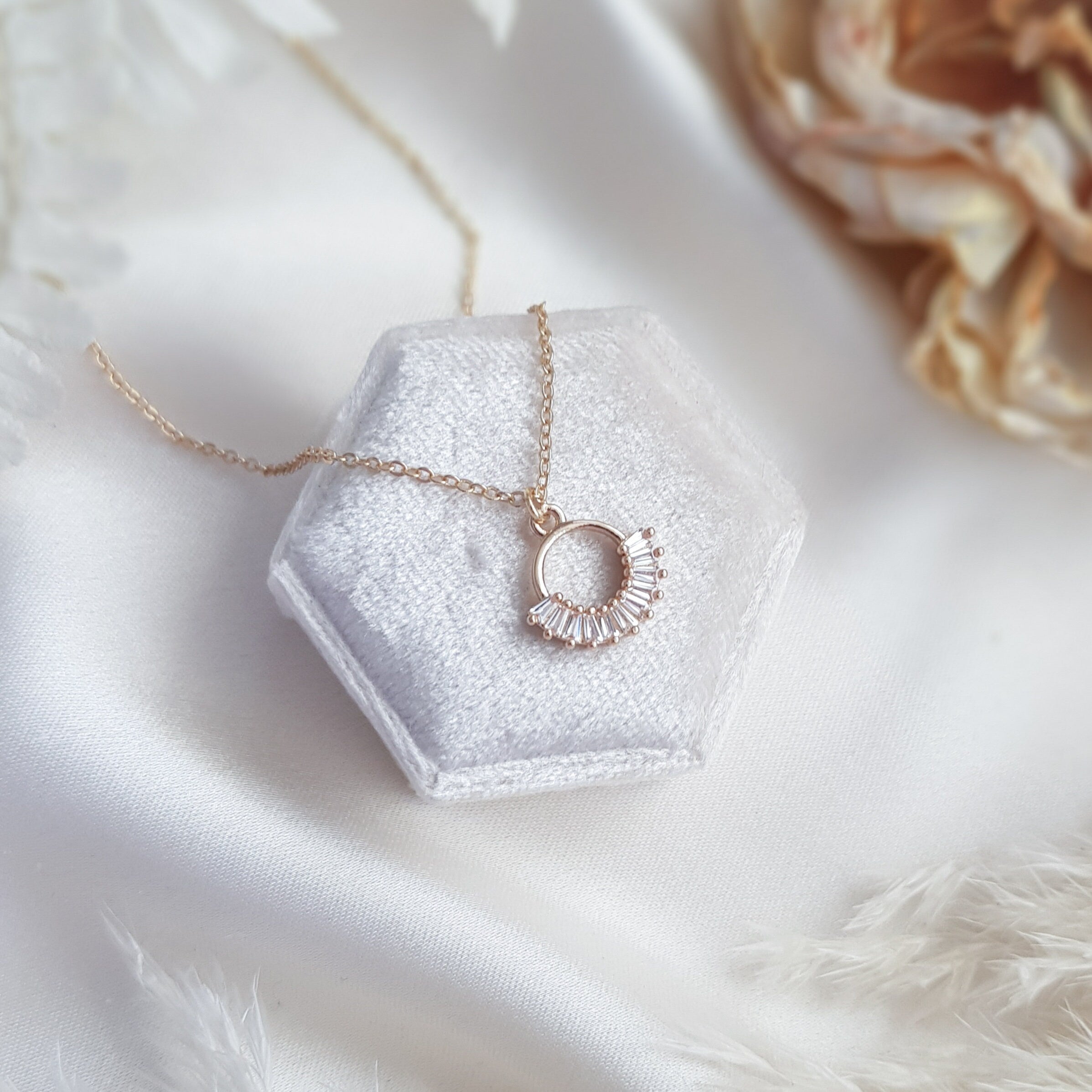 Gold zirconia crystal bridal necklace, Boho wedding necklace, Dainty minimalist necklace, Crystal wedding jewellery, Jewellery for brides Gold zirconia crystal bridal necklace, Boho wedding necklace, Dainty minimalist necklace, Crystal wedding jewellery, Jewellery for brides