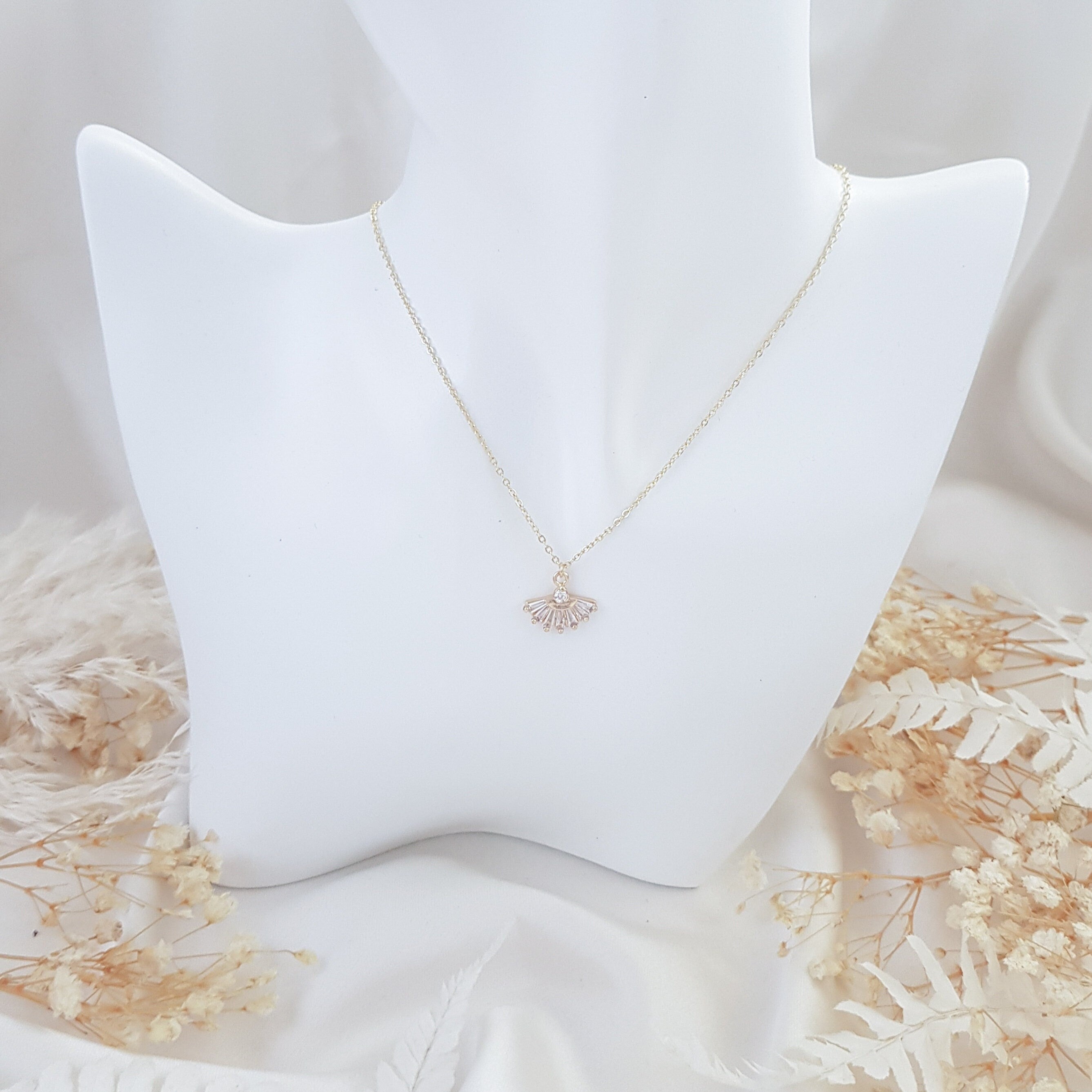Bridal Necklace, Art Deco Necklace, Crystal Necklace, Gold Fan Necklace, Wedding Necklace, Bridesmaid Gift, Bridal Jewelry