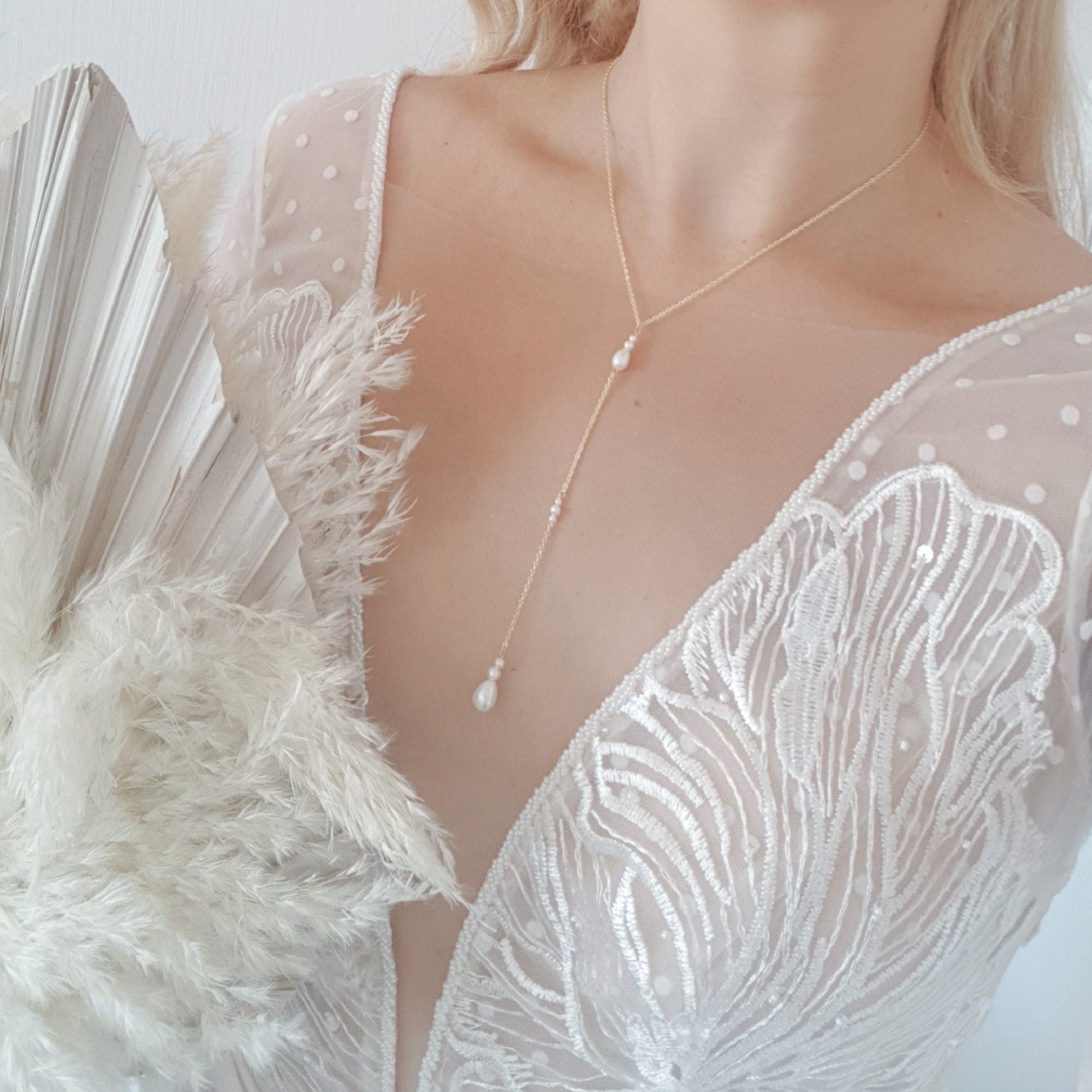 Vintage style pearl drop necklace, Gold pearl Elegant wedding necklace, Dainty lariat bridal necklace, Y necklace, Jewellery for brides Vintage style pearl drop necklace, Gold pearl Elegant wedding necklace, Dainty lariat bridal necklace, Y necklace, Jewellery for brides