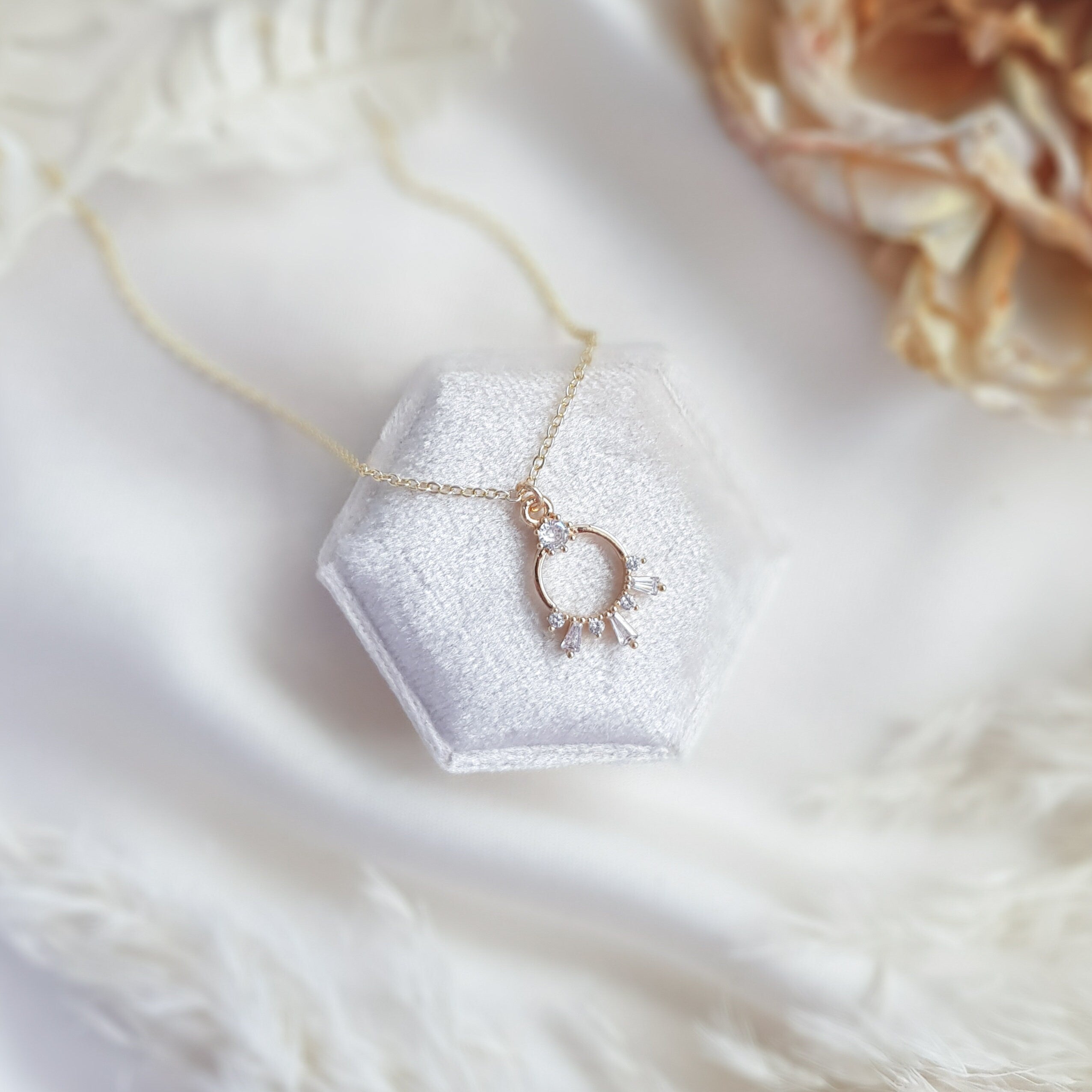 Gold zirconia crystal bridal necklace, Boho wedding necklace, Dainty minimalist necklace, Crystal wedding jewellery, Jewellery for brides Gold zirconia crystal bridal necklace, Boho wedding necklace, Dainty minimalist necklace, Crystal wedding jewellery, Jewellery for brides