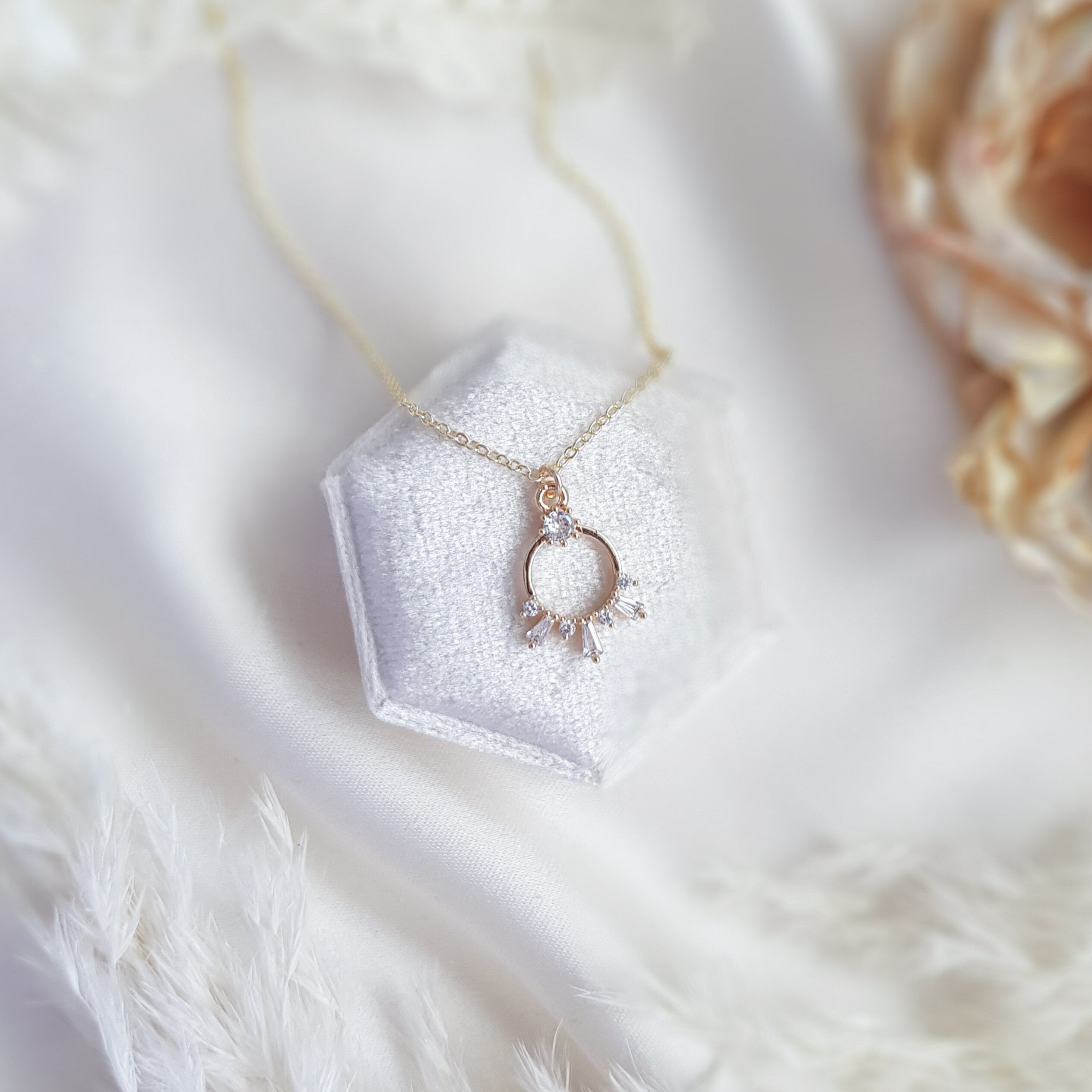 Gold zirconia crystal bridal necklace, Boho wedding necklace, Dainty minimalist necklace, Crystal wedding jewellery, Jewellery for brides