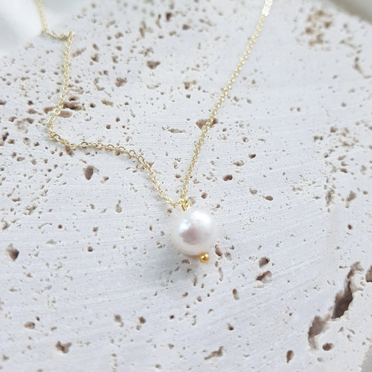 Baroque pearl bridal necklace, Dainty wedding necklace, Gold minimalist elegant necklace, Freshwater pearl wedding jewellery House of Hats