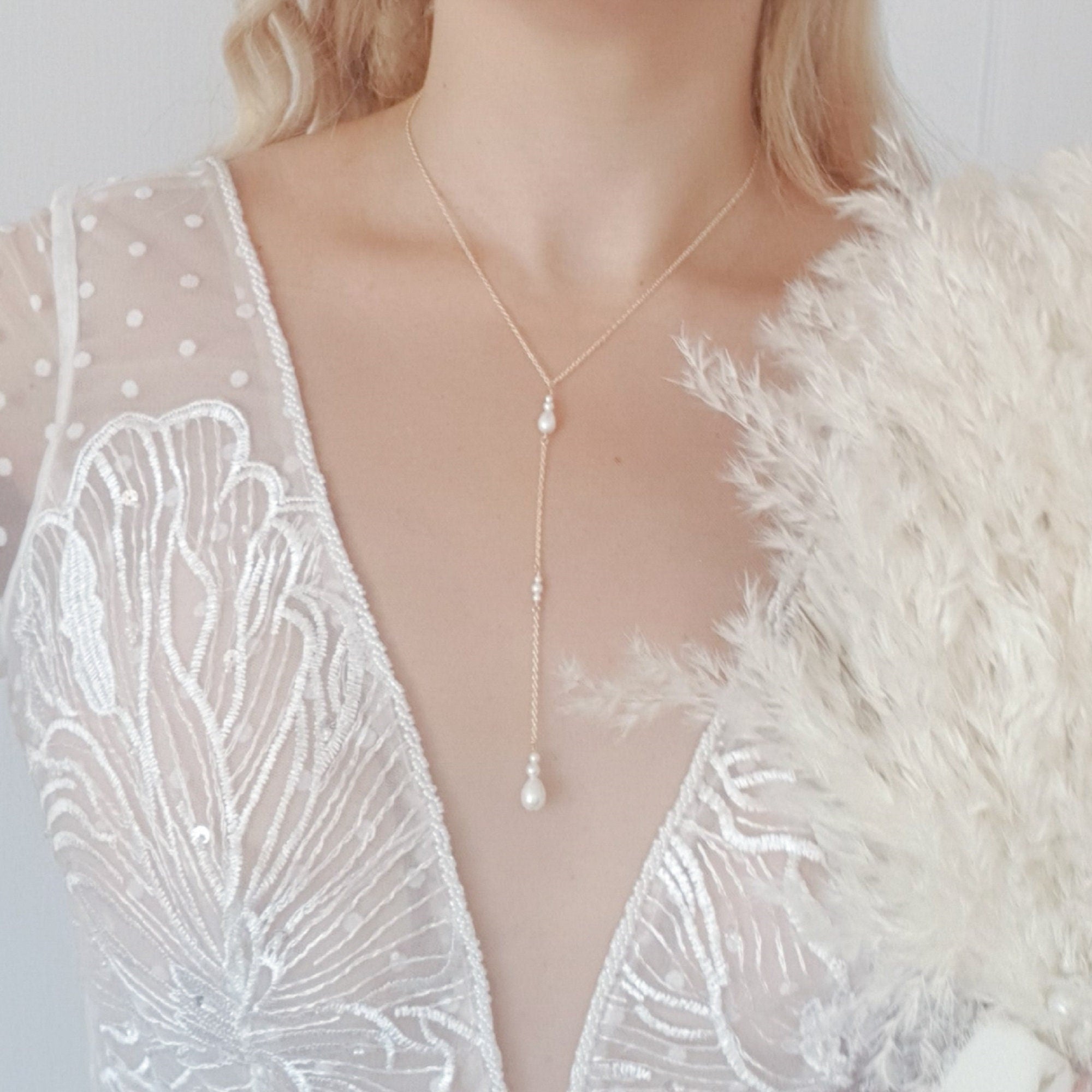 Vintage style pearl drop necklace, Gold pearl Elegant wedding necklace, Dainty lariat bridal necklace, Y necklace, Jewellery for brides Vintage style pearl drop necklace, Gold pearl Elegant wedding necklace, Dainty lariat bridal necklace, Y necklace, Jewellery for brides