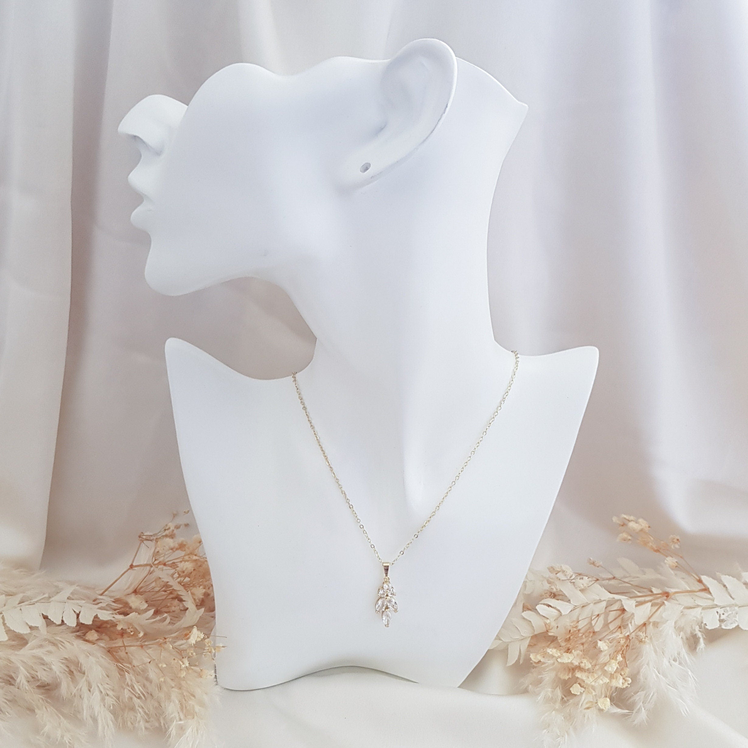 Bridal Necklace, Vintage Style Necklace, Crystal Bridal Necklace, Gold Necklace, Wedding Necklace, Bridesmaid Gift, Bridal Jewellery Bridal Necklace, Vintage Style Necklace, Crystal Bridal Necklace, Gold Necklace, Wedding Necklace, Bridesmaid Gift, Bridal Jewellery