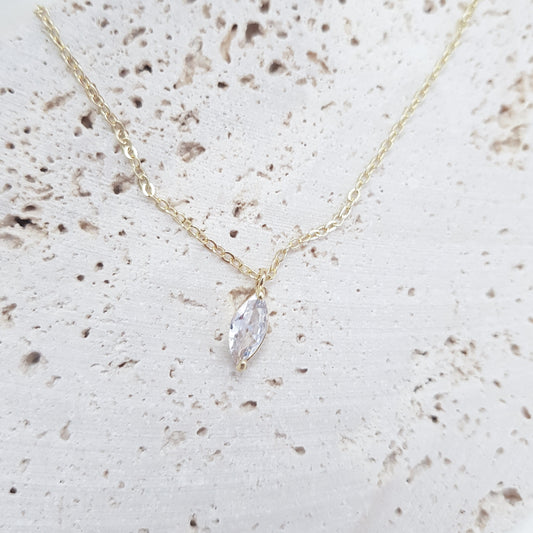 Bridal Necklace, Vintage Style Necklace, Crystal Necklace, Gold Minimalist Necklace, Wedding Necklace, Bridesmaid Gift, Bridal Jewellery