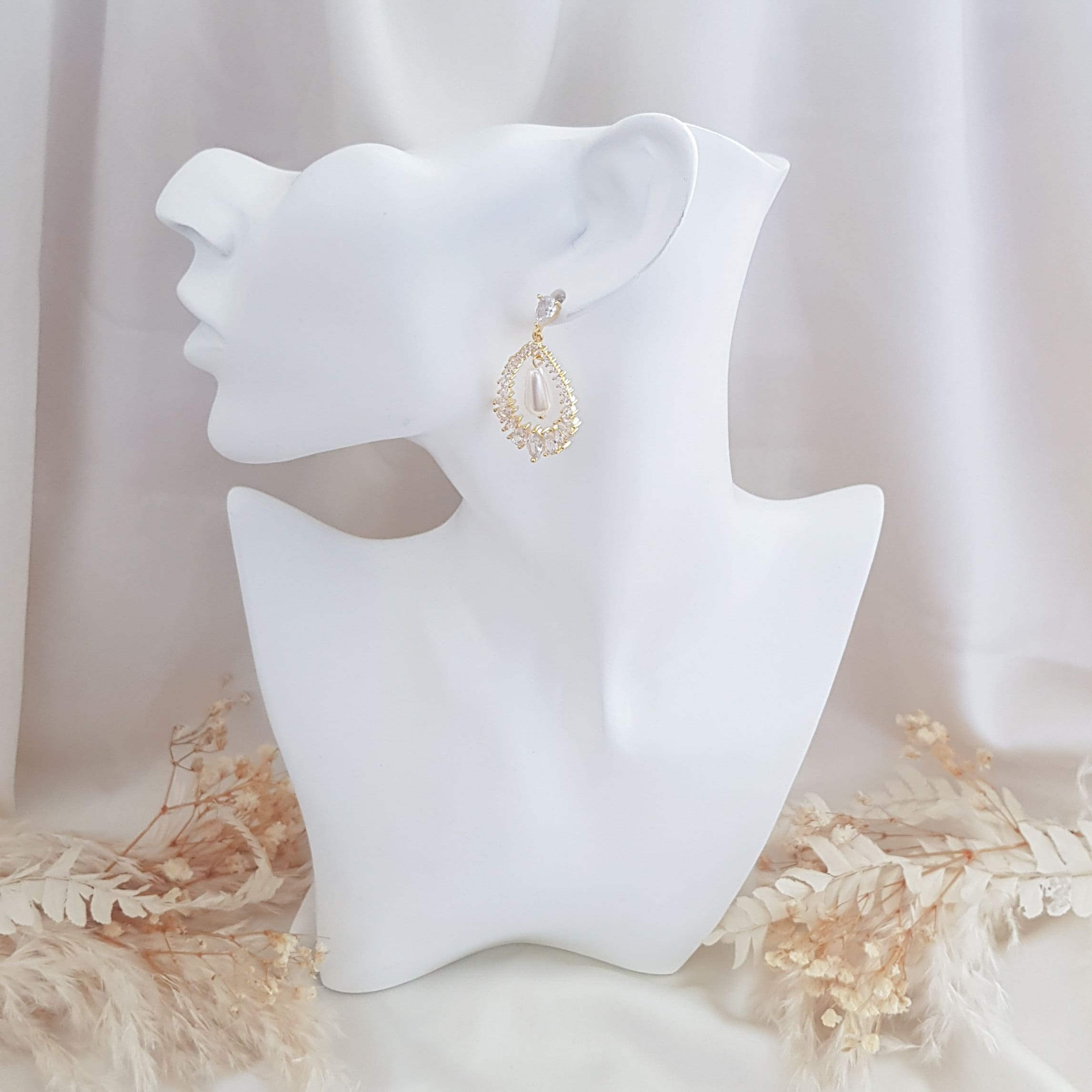 Pearl Earrings, Vintage Style Earrings, Gold Pearl Earrings, Crystal Earrings, Wedding Drop Earrings, Bridesmaid Gift Pearl Earrings, Vintage Style Earrings, Gold Pearl Earrings, Crystal Earrings, Wedding Drop Earrings, Bridesmaid Gift
