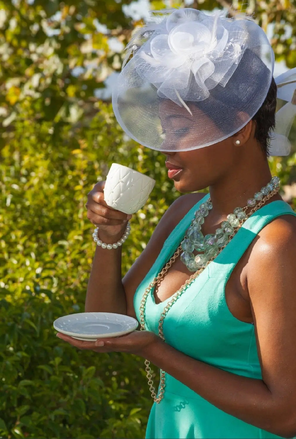 How To Wear A Fascinator?