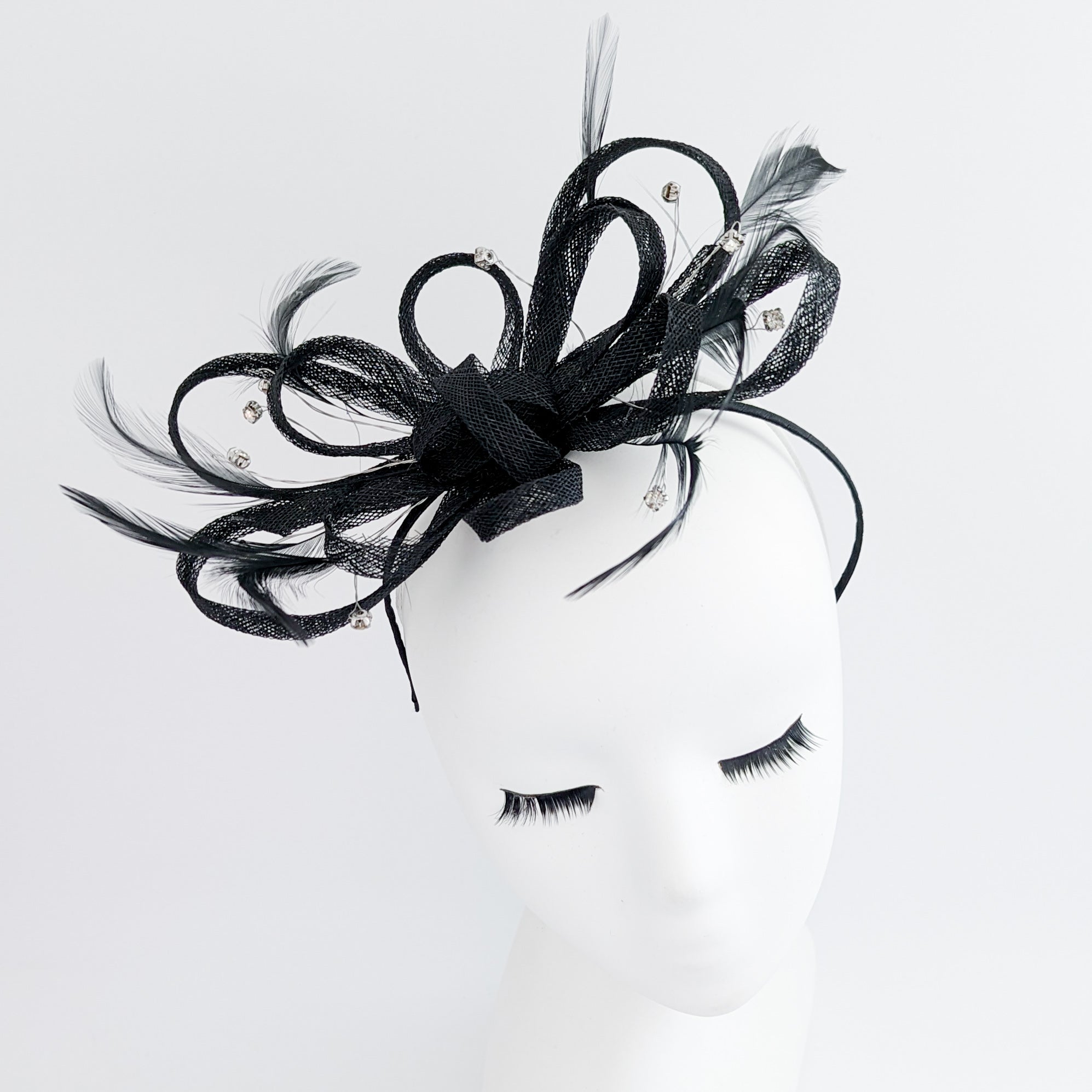 Cappello fascinator di piume di cristallo nero