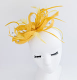 Cappello fascinator di piume di cristallo giallo senape