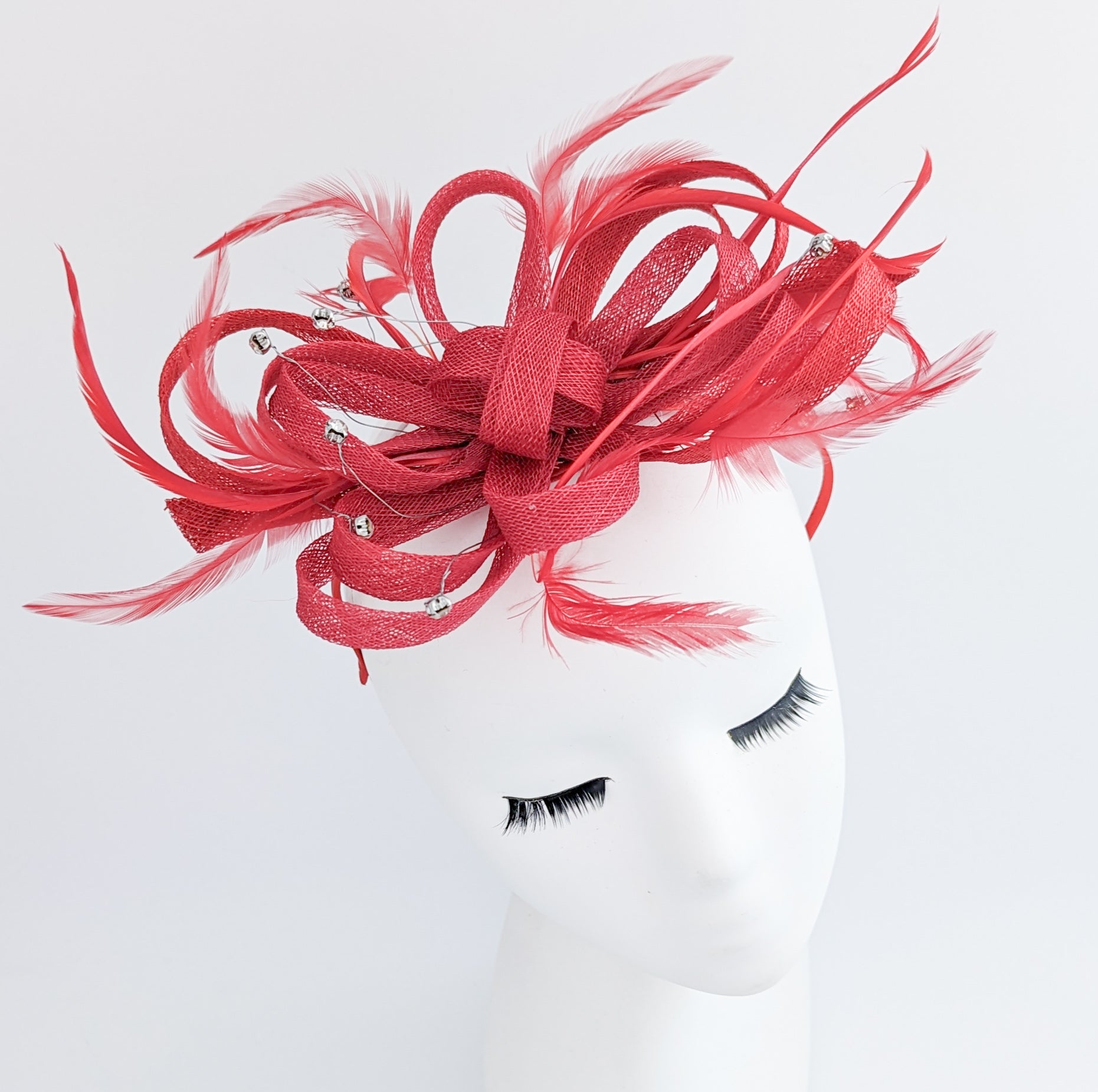 Cappello fascinator di piume di cristallo rosso