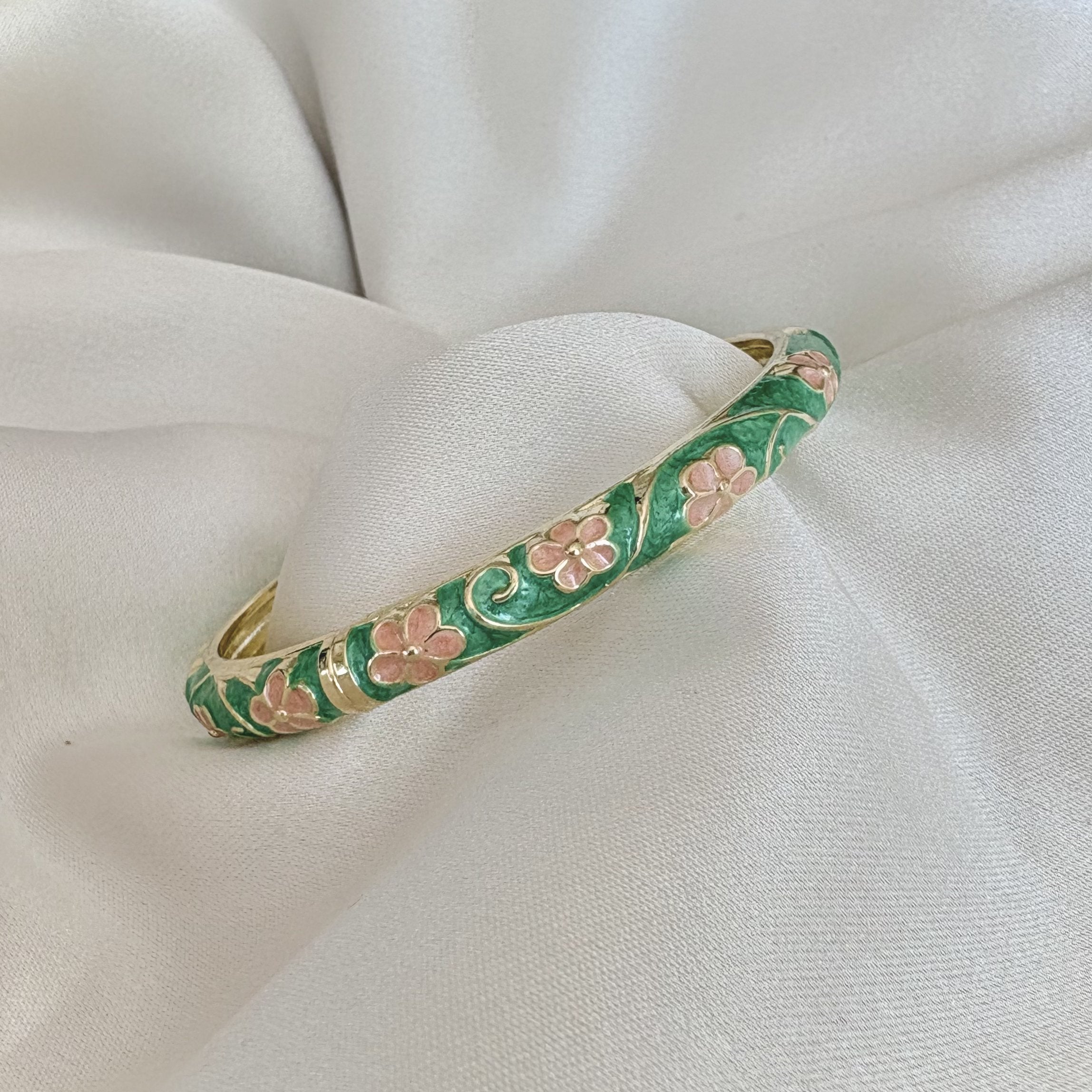 Cloisonné Enamel Flower Bangles -Midsummer Daisy Gold Stacking Bracelets