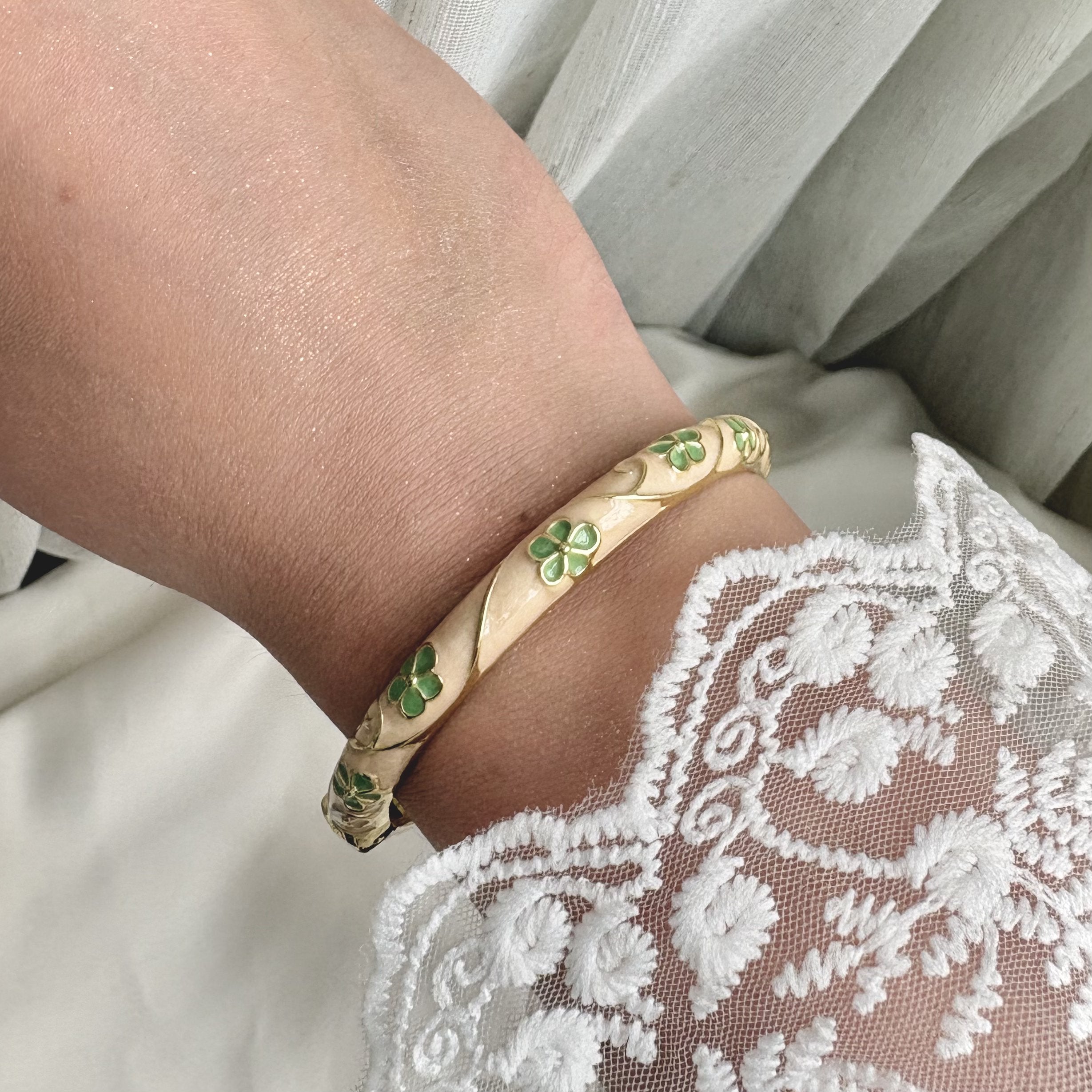 Cloisonné Enamel Flower Bangles -Midsummer Daisy Gold Stacking Bracelets