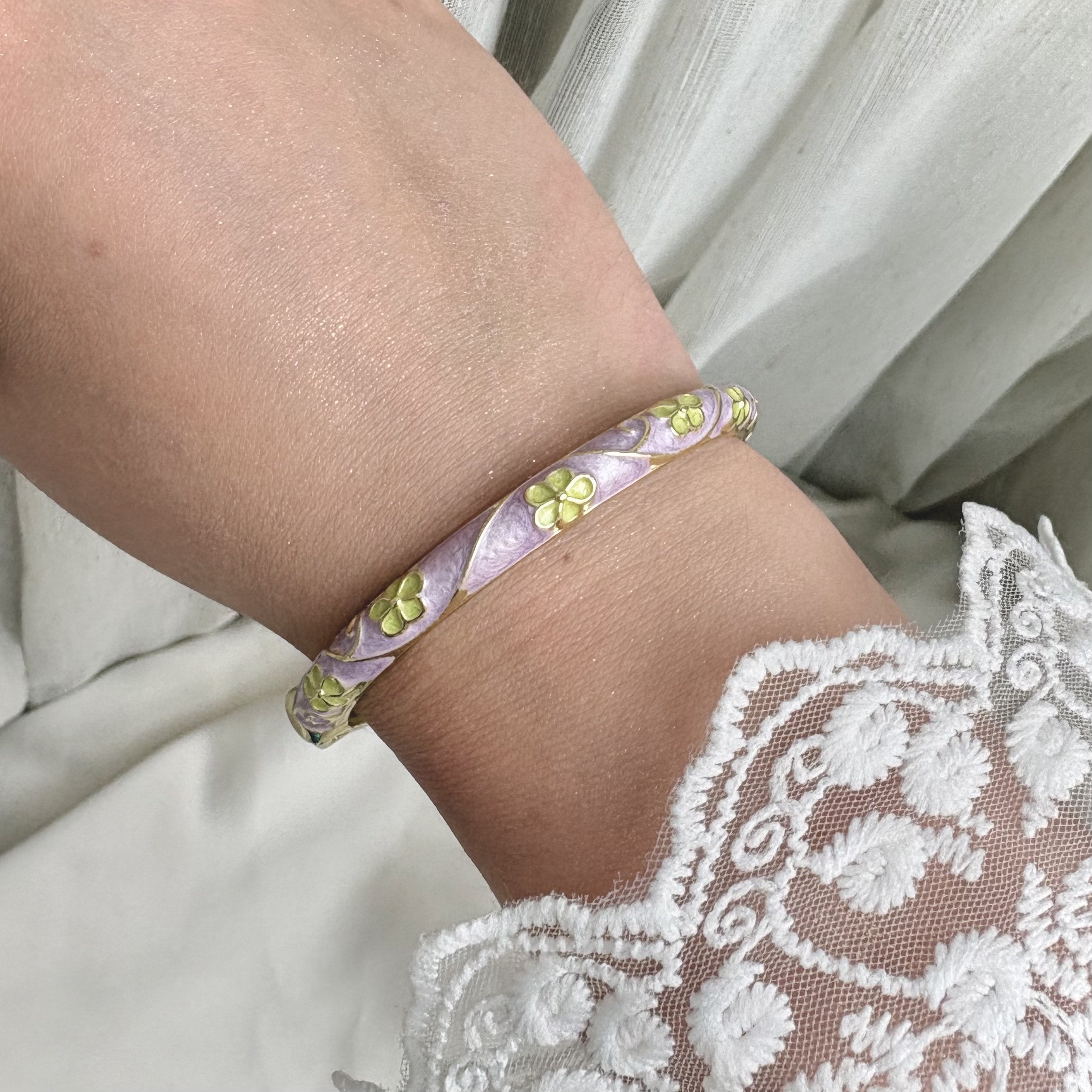 Cloisonné Enamel Flower Bangles -Midsummer Daisy Gold Stacking Bracelets