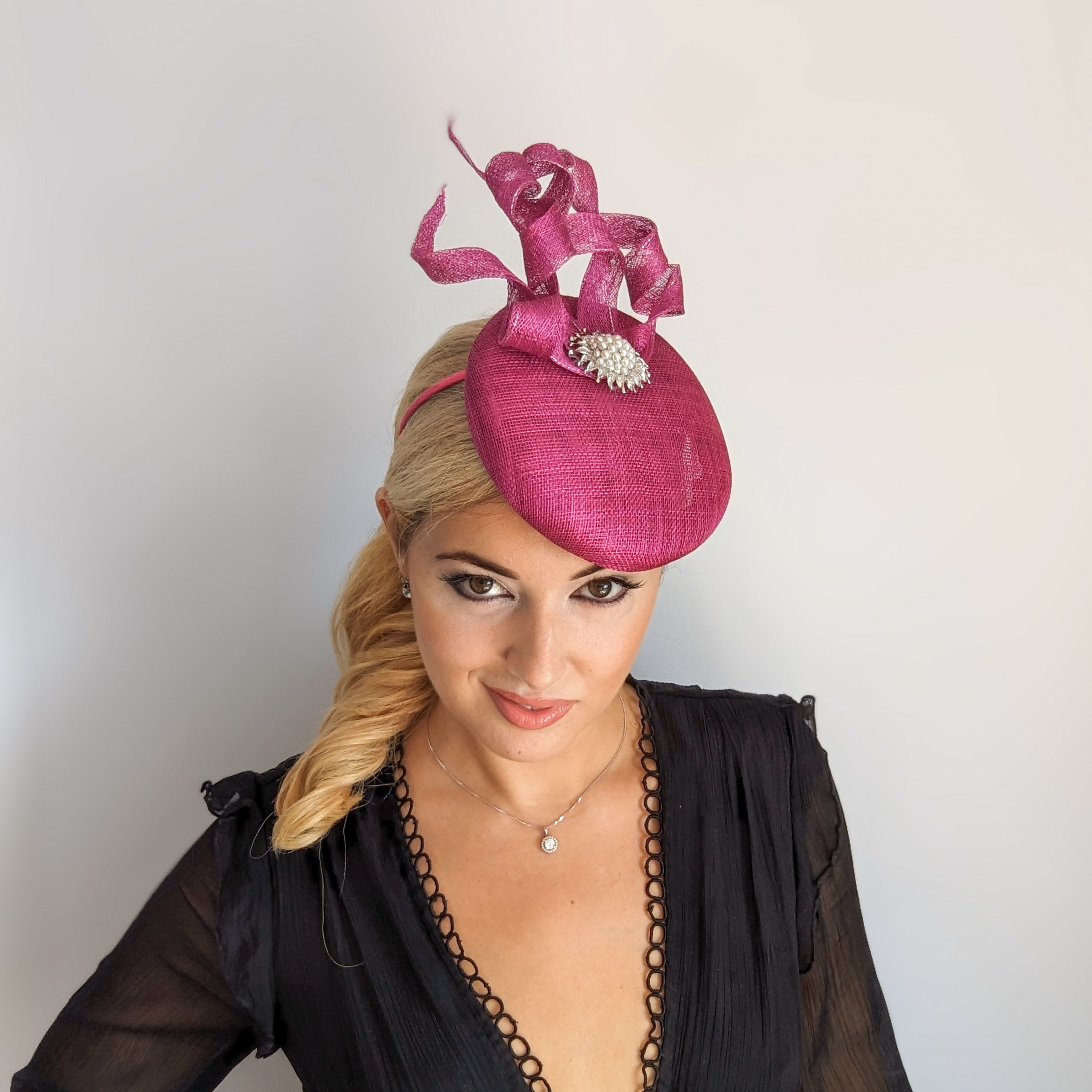 Magenta pink pearl fascinator hat