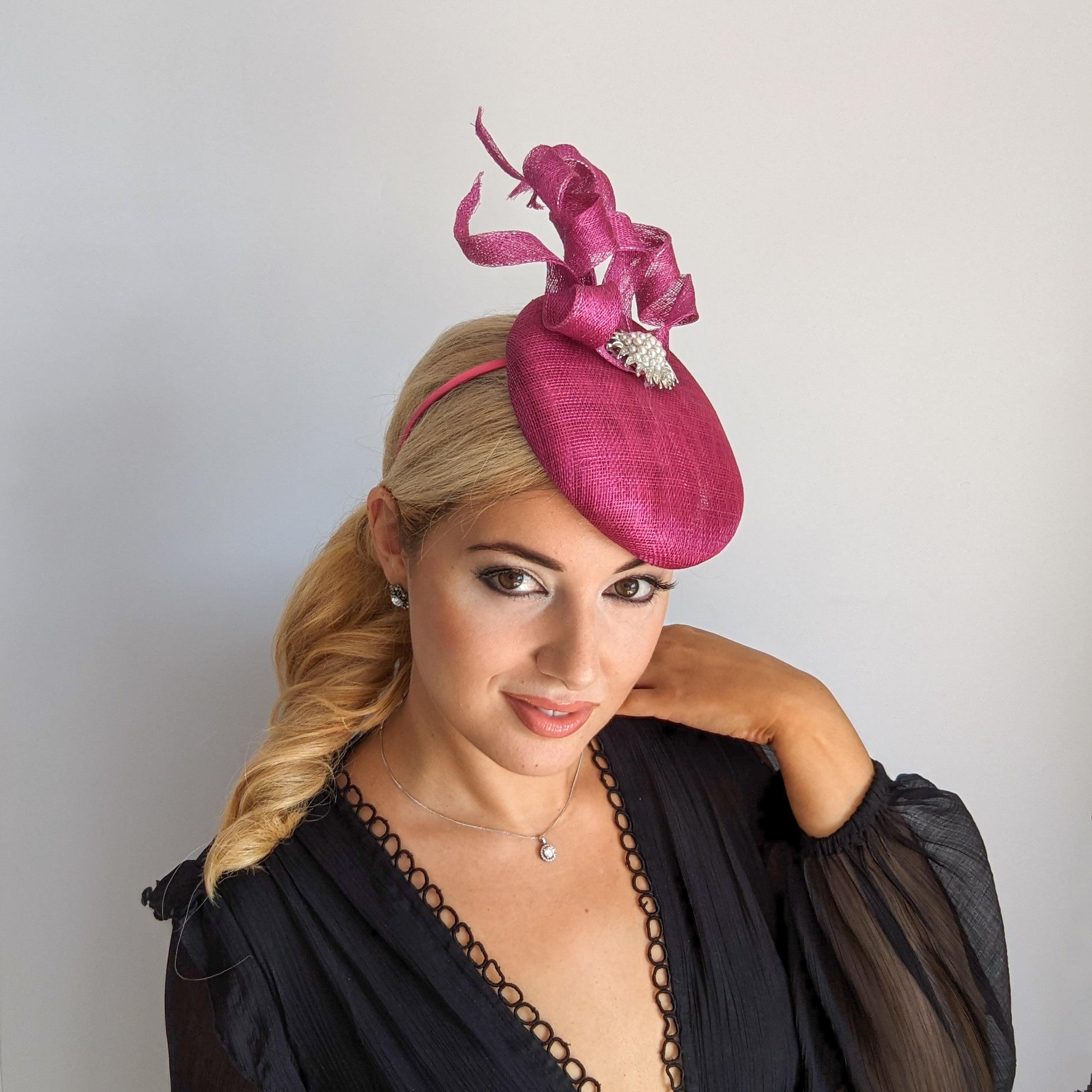 Magenta pink pearl fascinator hat