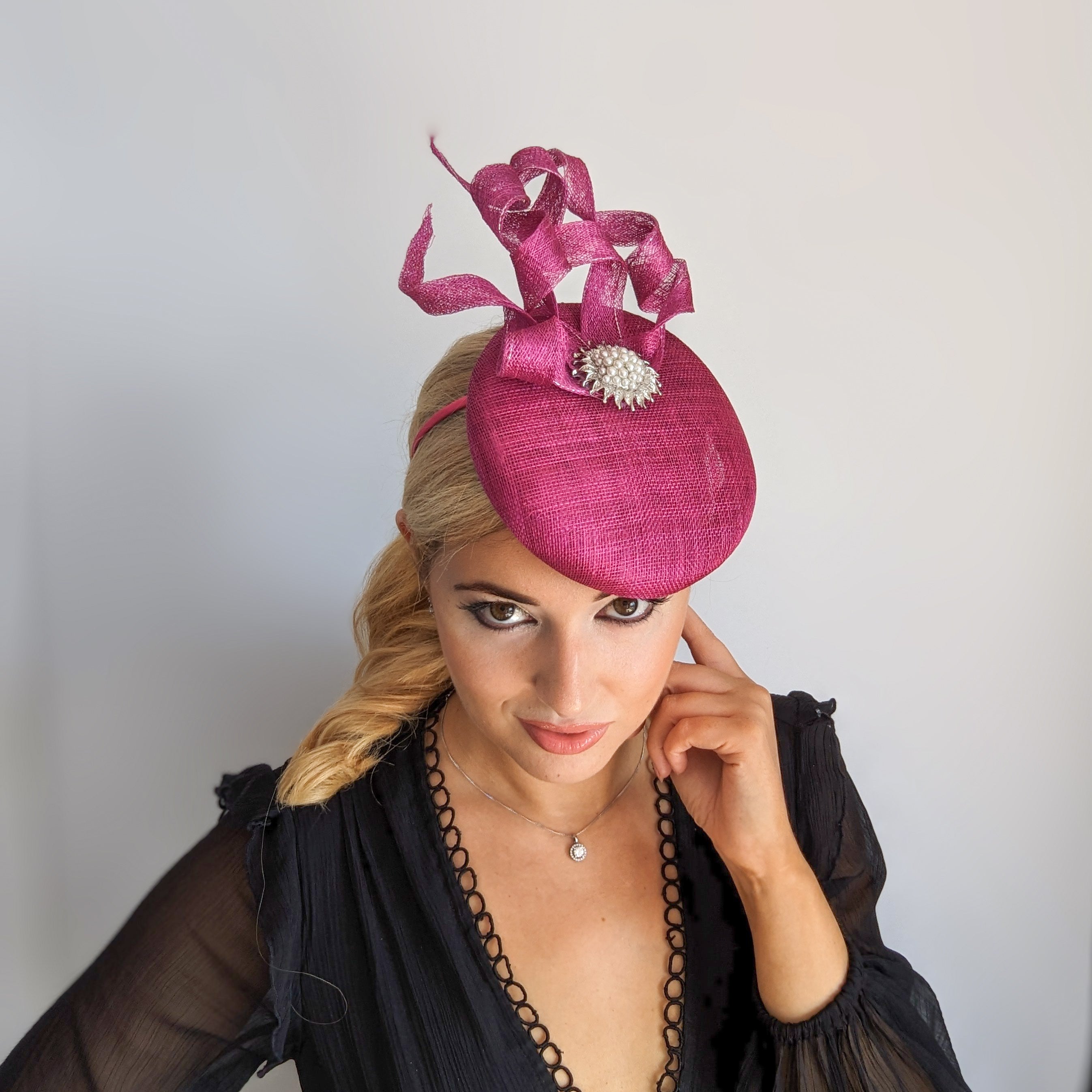 Magenta pink pearl fascinator hat