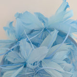 Cappello fascinator a disco con piattino in piume blu fiordaliso