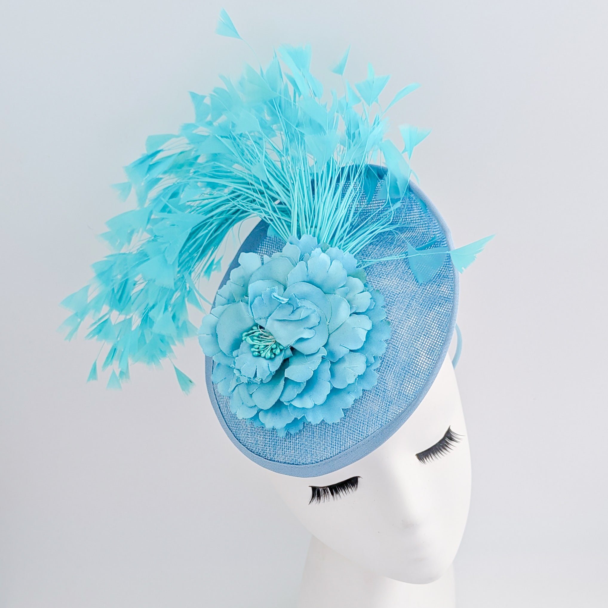 Light cornflower blue flower feather disc saucer fascinator hat