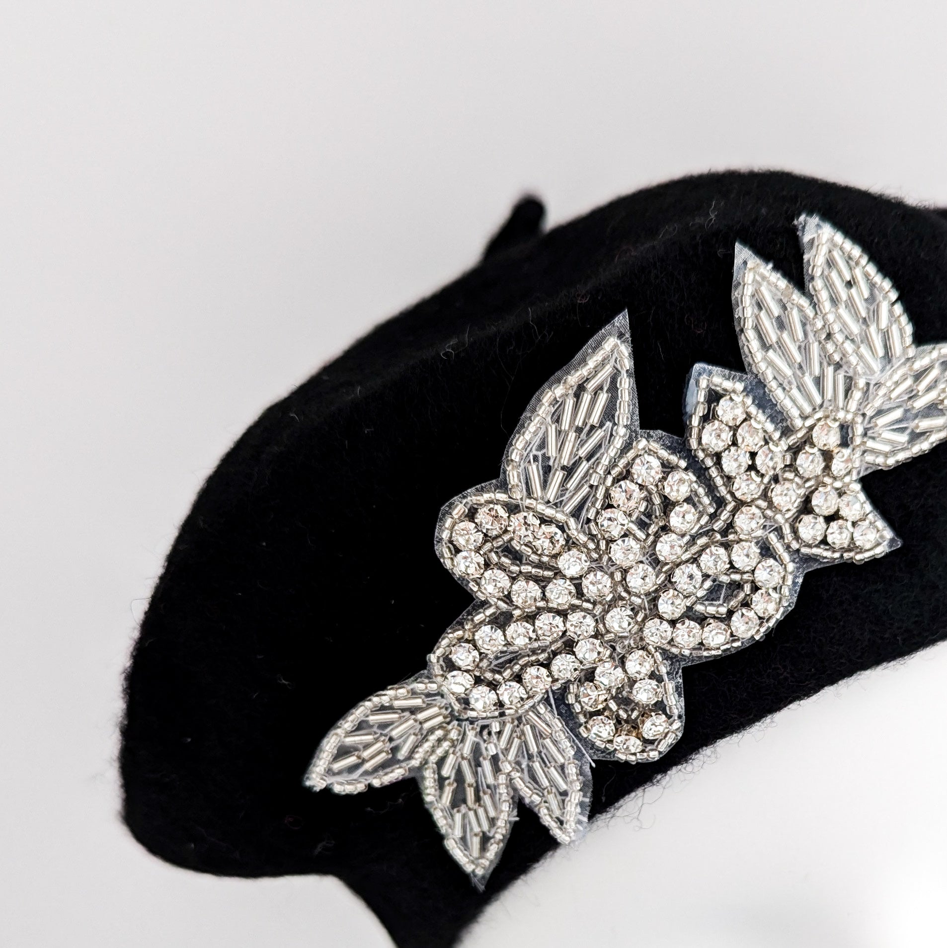 Black crystal wool felt french beret hat
