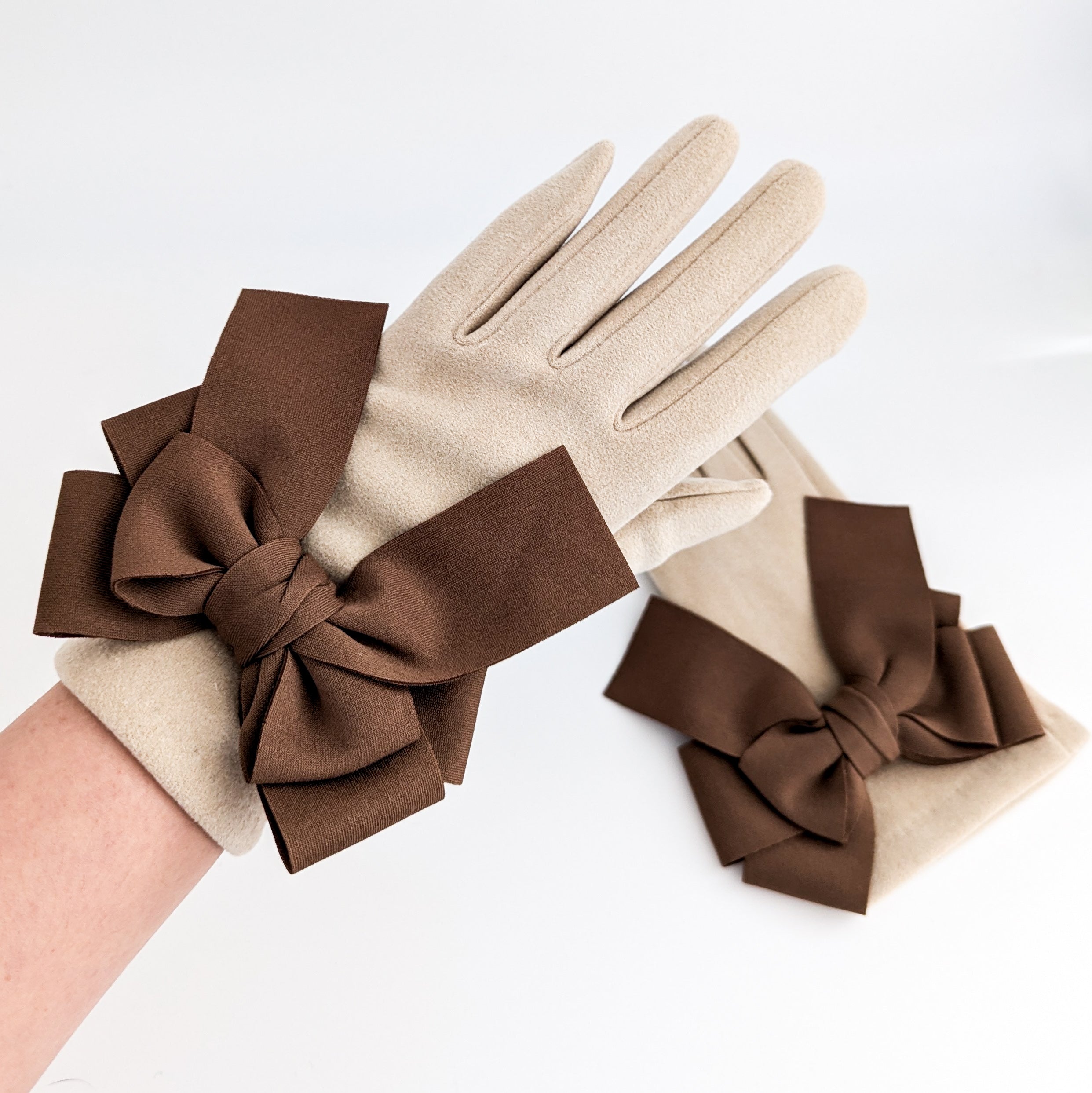Beige brown bow soft winter touch screen gloves