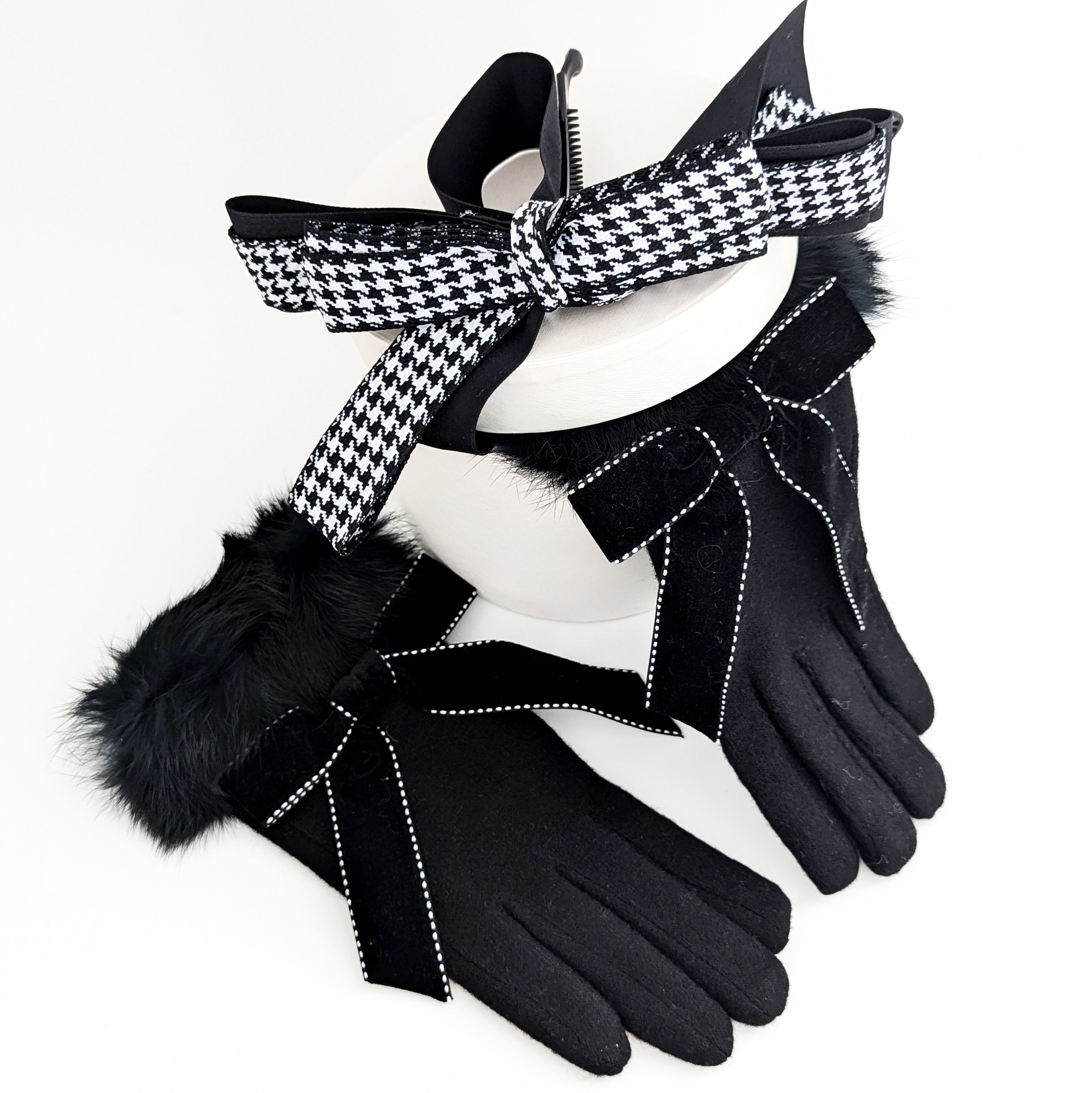 Black faux fur bow soft winter touch screen gloves