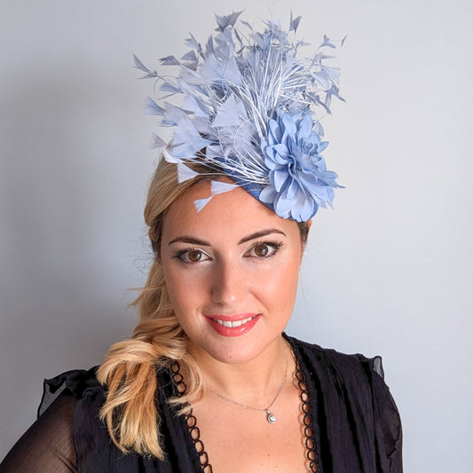 Light dusty purple flower feather fascinator hat